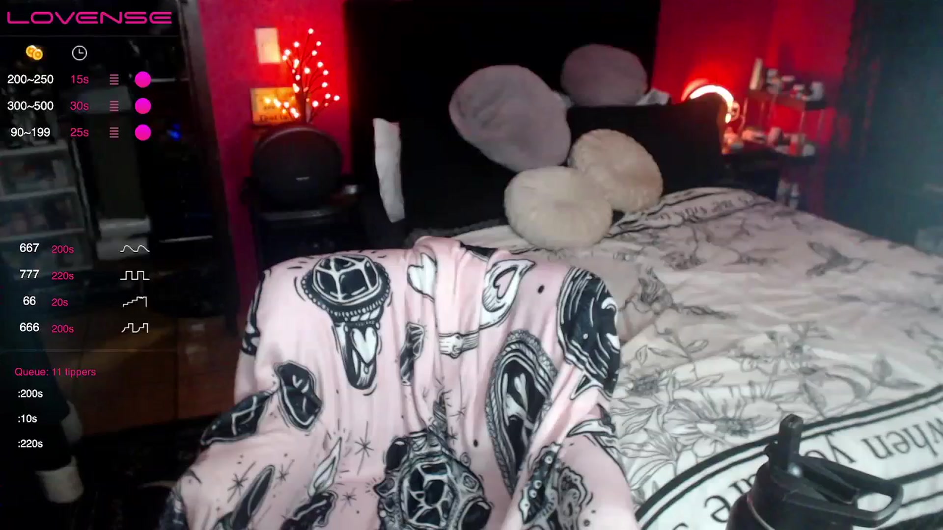 Gallery image thumbnail from AxeHallow's myfreecams stream on, 11/15/2023, 02:22 image 14 of 20