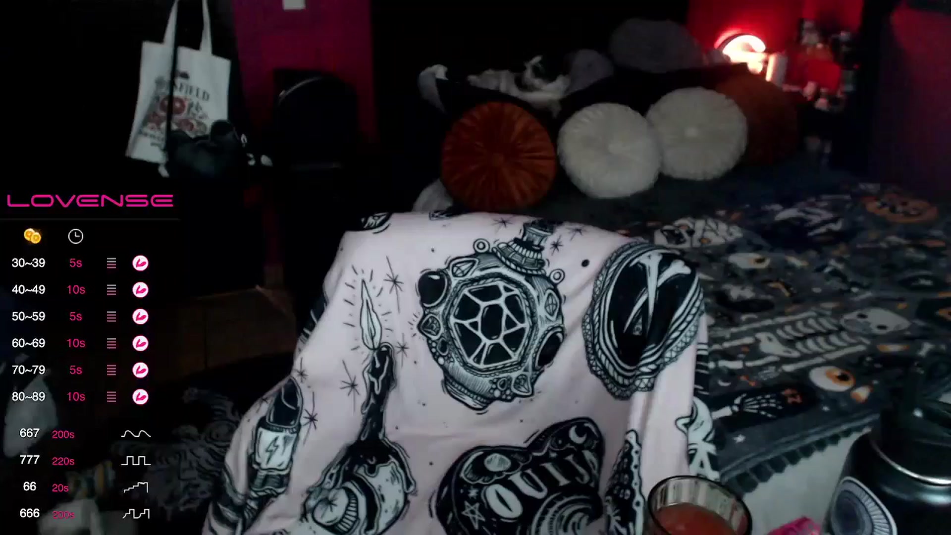 Gallery image thumbnail from AxeHallow's myfreecams stream on, 12/06/2023, 01:23 image 16 of 20