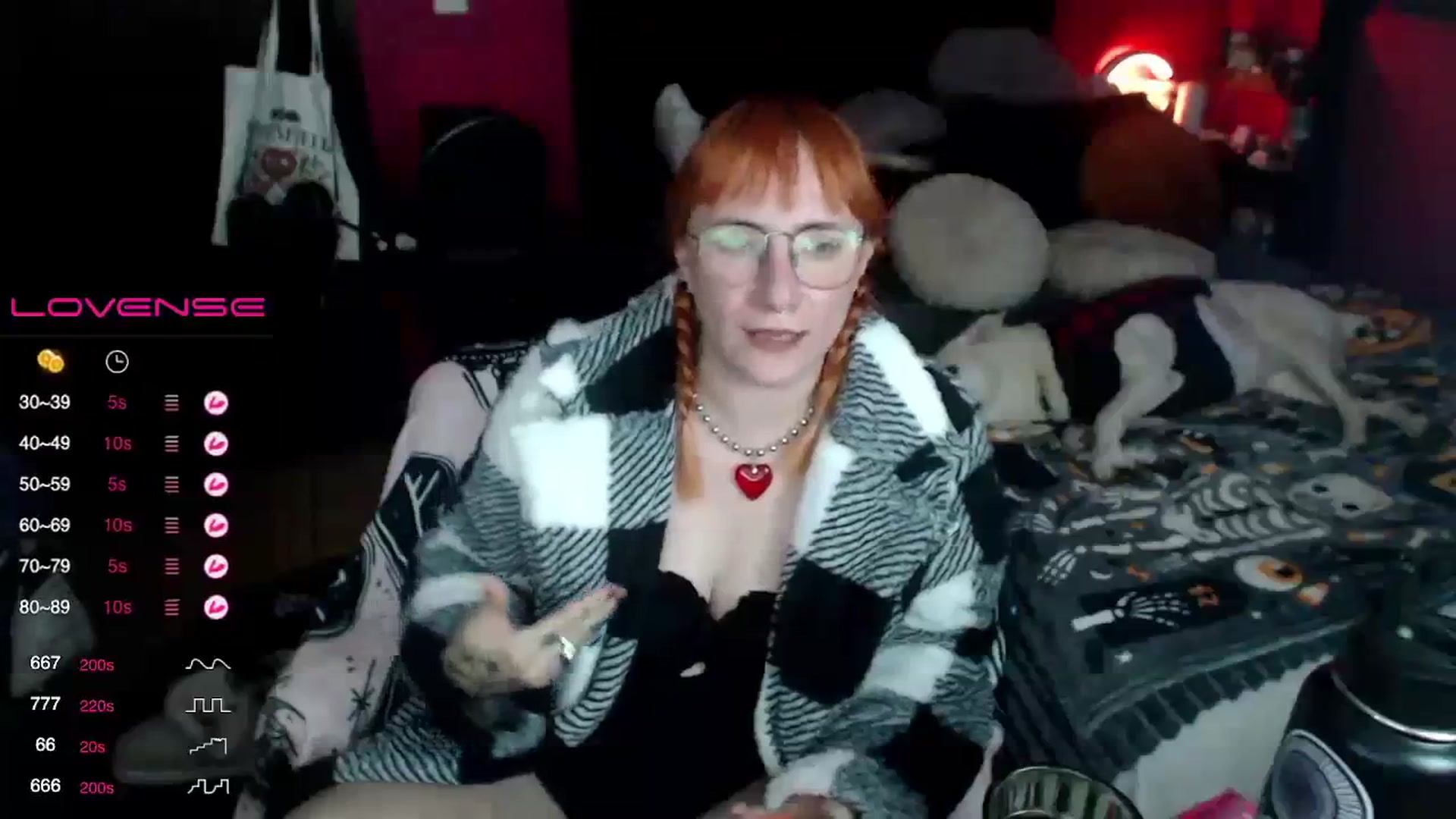 Gallery image thumbnail from AxeHallow's myfreecams stream on, 12/06/2023, 05:01 image 7 of 20