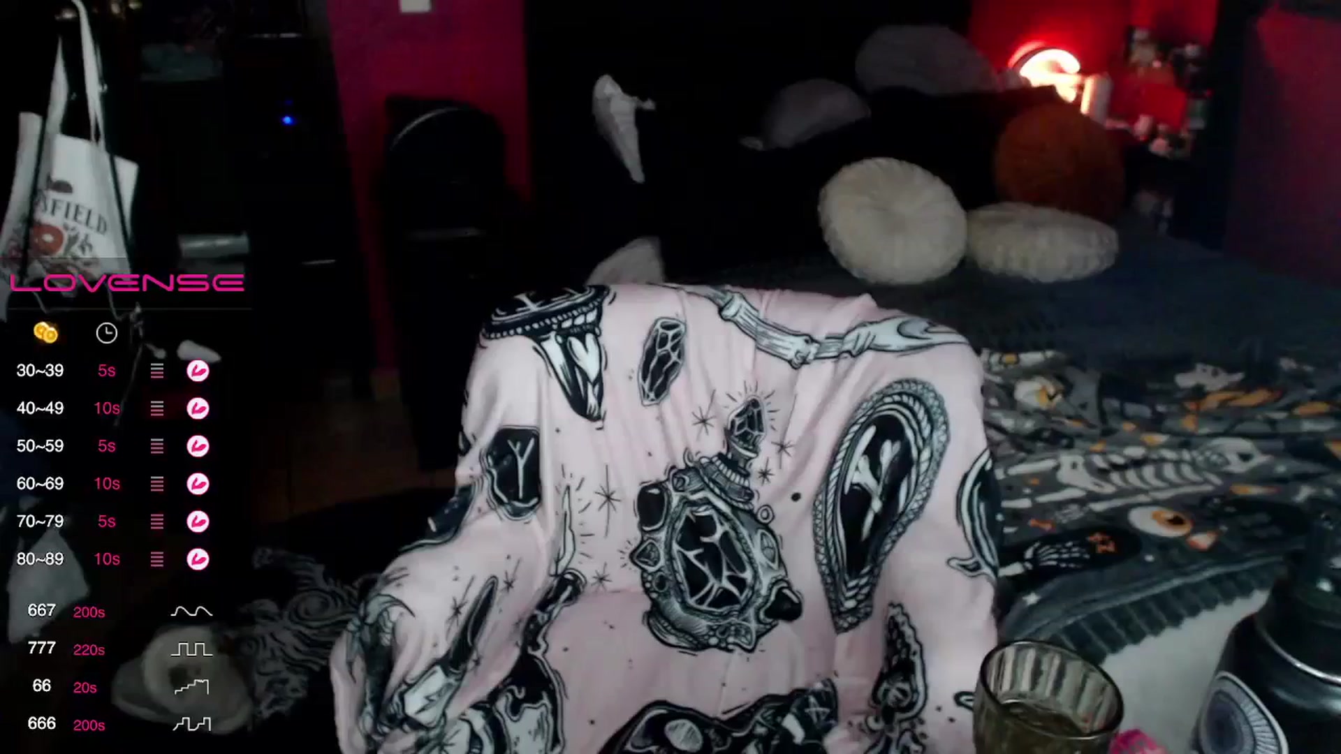 Gallery image thumbnail from AxeHallow's myfreecams stream on, 12/06/2023, 05:43 image 8 of 20