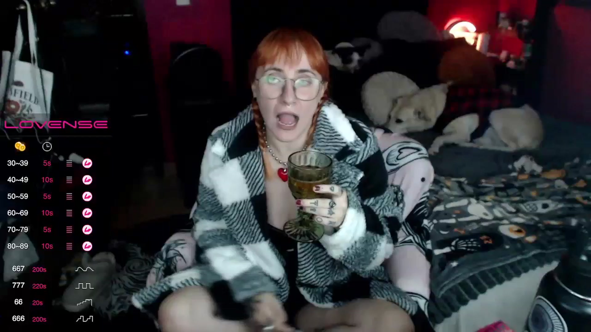 Gallery image thumbnail from AxeHallow's myfreecams stream on, 12/06/2023, 06:31 image 1 of 20