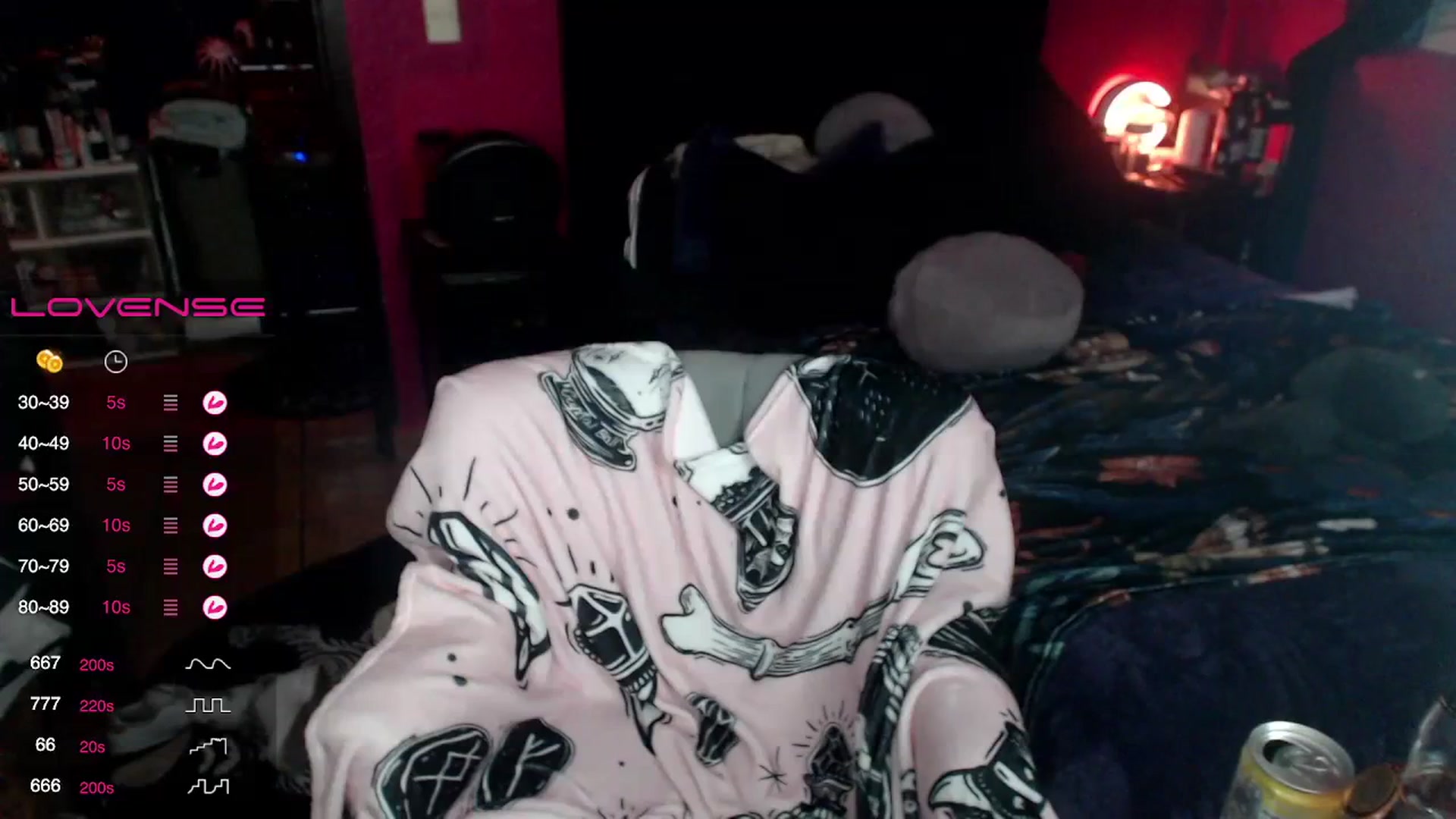 Gallery image thumbnail from AxeHallow's myfreecams stream on, 12/17/2023, 24:02 image 13 of 20