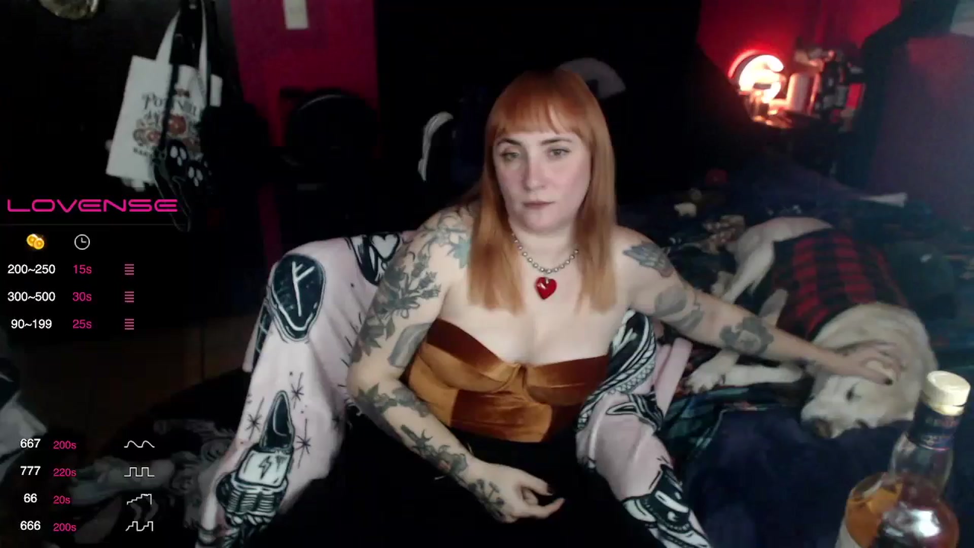 Gallery image thumbnail from AxeHallow's myfreecams stream on, 12/17/2023, 01:23 image 8 of 20