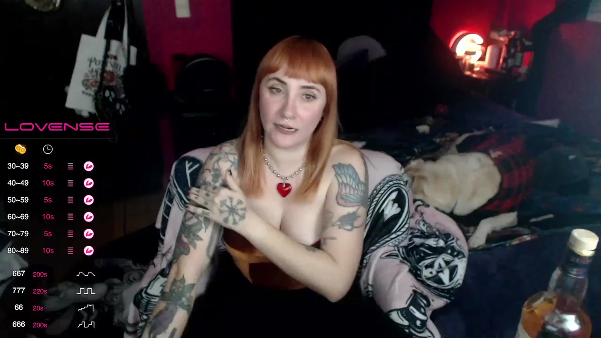 Gallery image thumbnail from AxeHallow's myfreecams stream on, 12/17/2023, 01:23 image 6 of 20