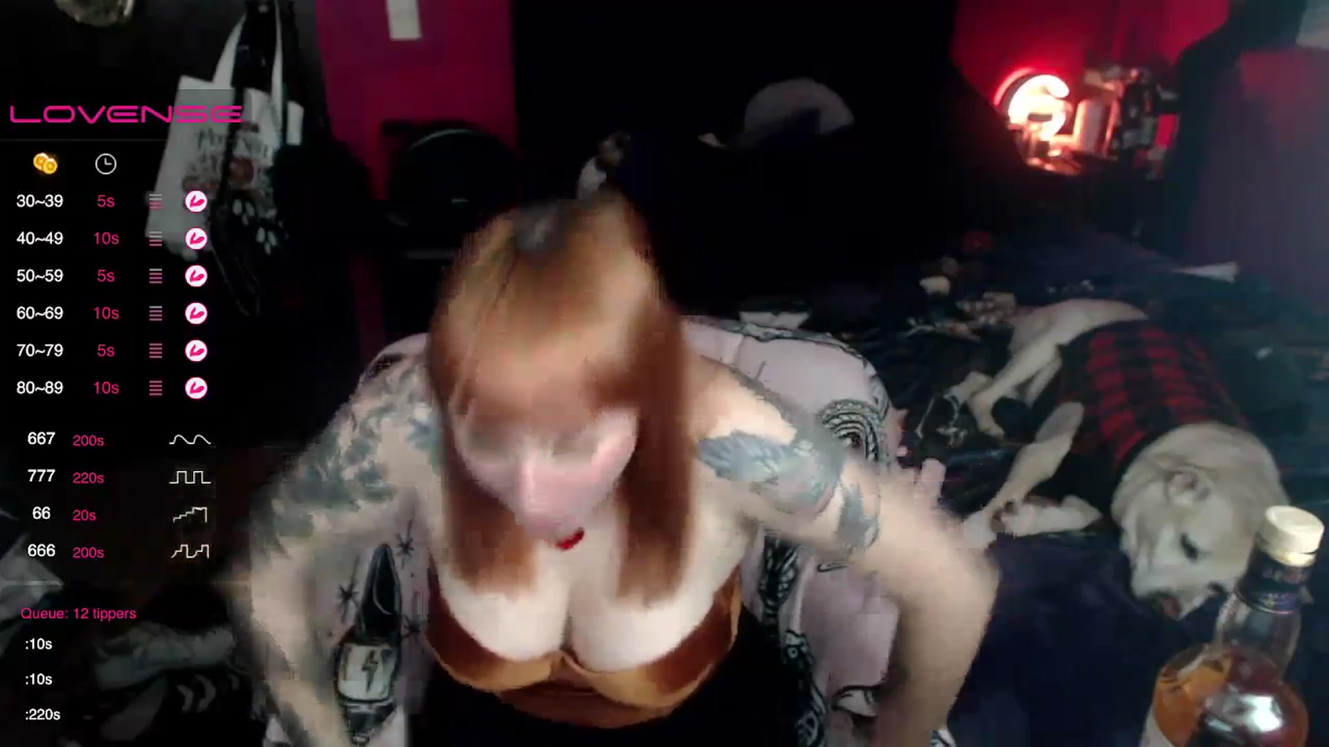 Gallery image thumbnail from AxeHallow's myfreecams stream on, 12/17/2023, 01:23 image 10 of 20