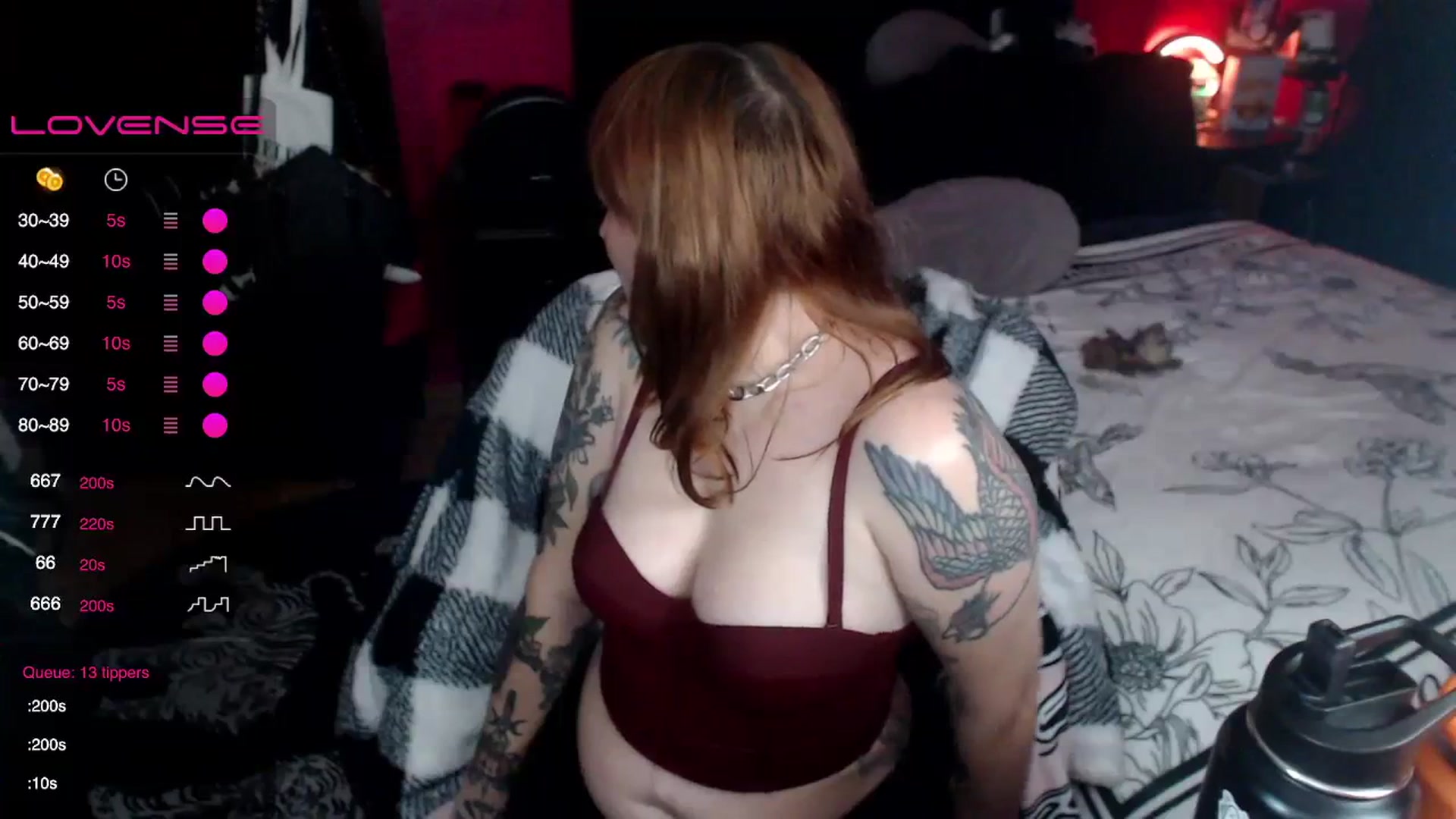 Gallery image thumbnail from AxeHallow's myfreecams stream on, 12/22/2023, 02:37 image 8 of 20