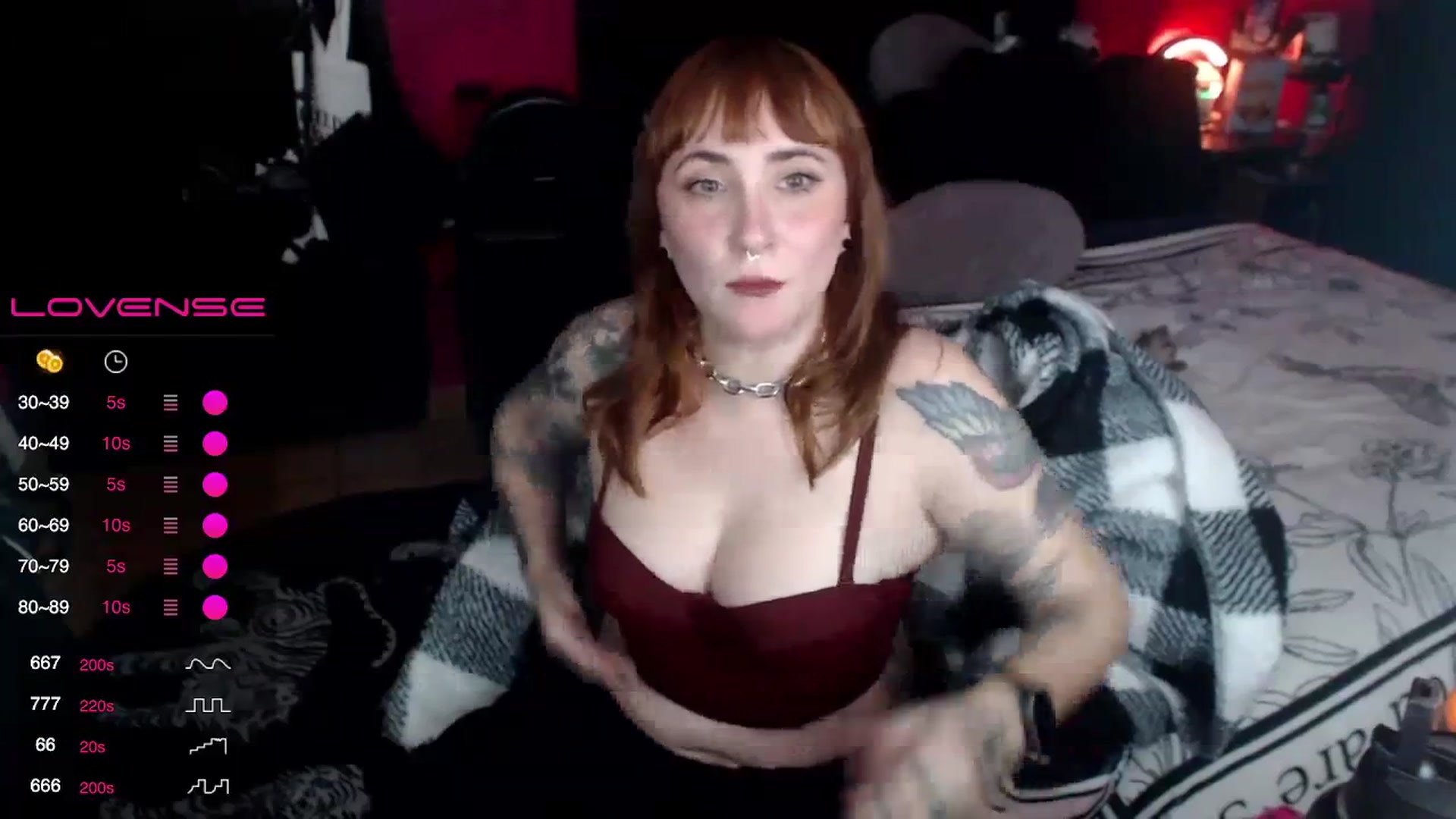 Gallery image thumbnail from AxeHallow's myfreecams stream on, 12/22/2023, 02:37 image 17 of 20