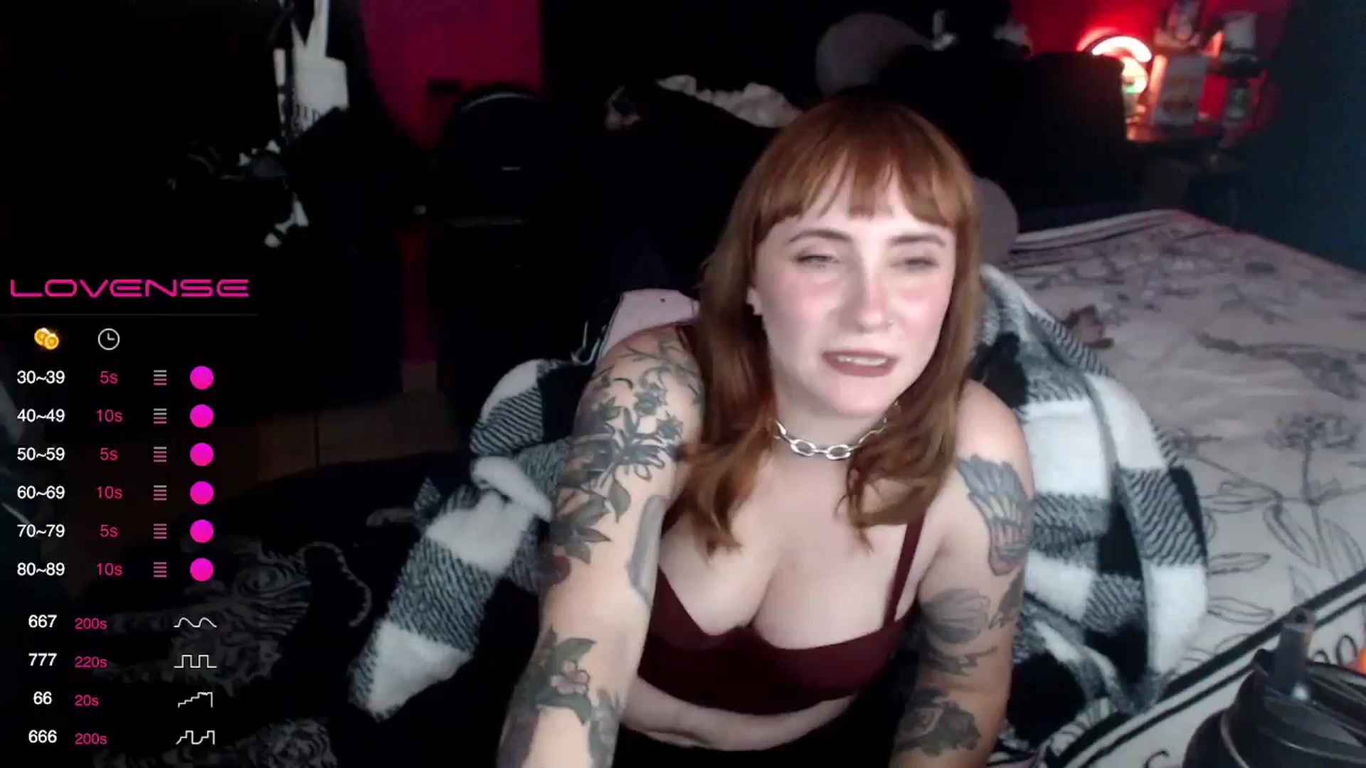 Gallery image thumbnail from AxeHallow's myfreecams stream on, 12/22/2023, 02:37 image 18 of 20