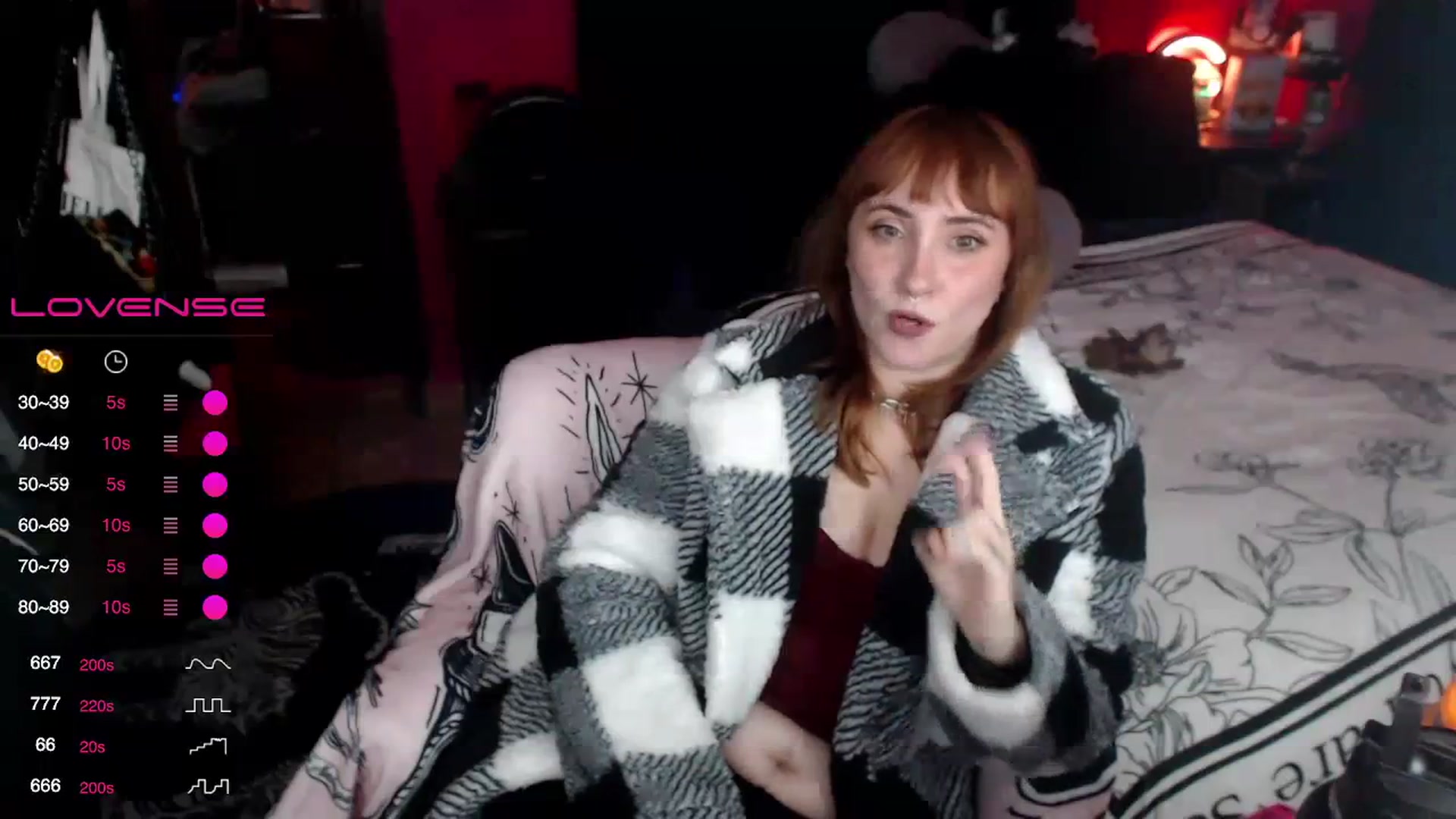 Gallery image thumbnail from AxeHallow's myfreecams stream on, 12/22/2023, 02:37 image 12 of 20