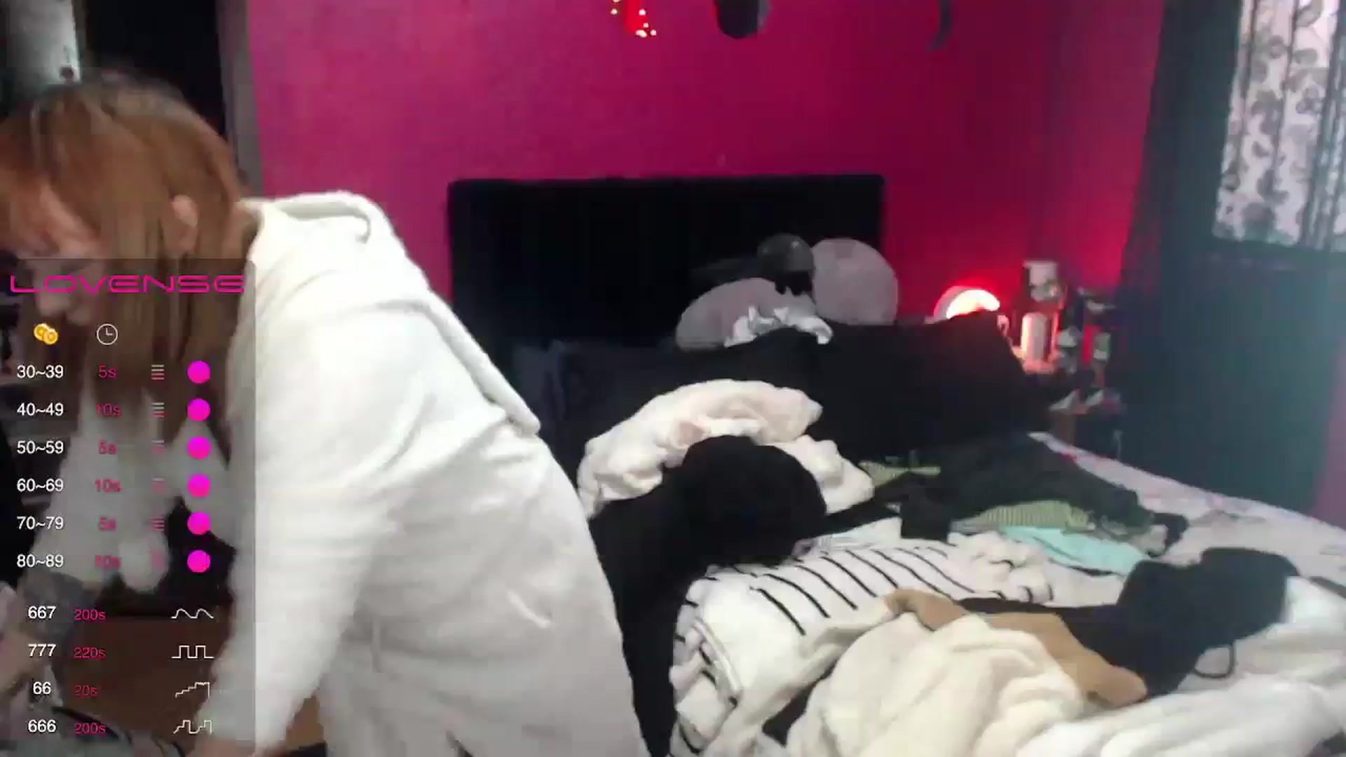 Gallery image thumbnail from AxeHallow's myfreecams stream on, 12/25/2023, 23:48 image 1 of 20
