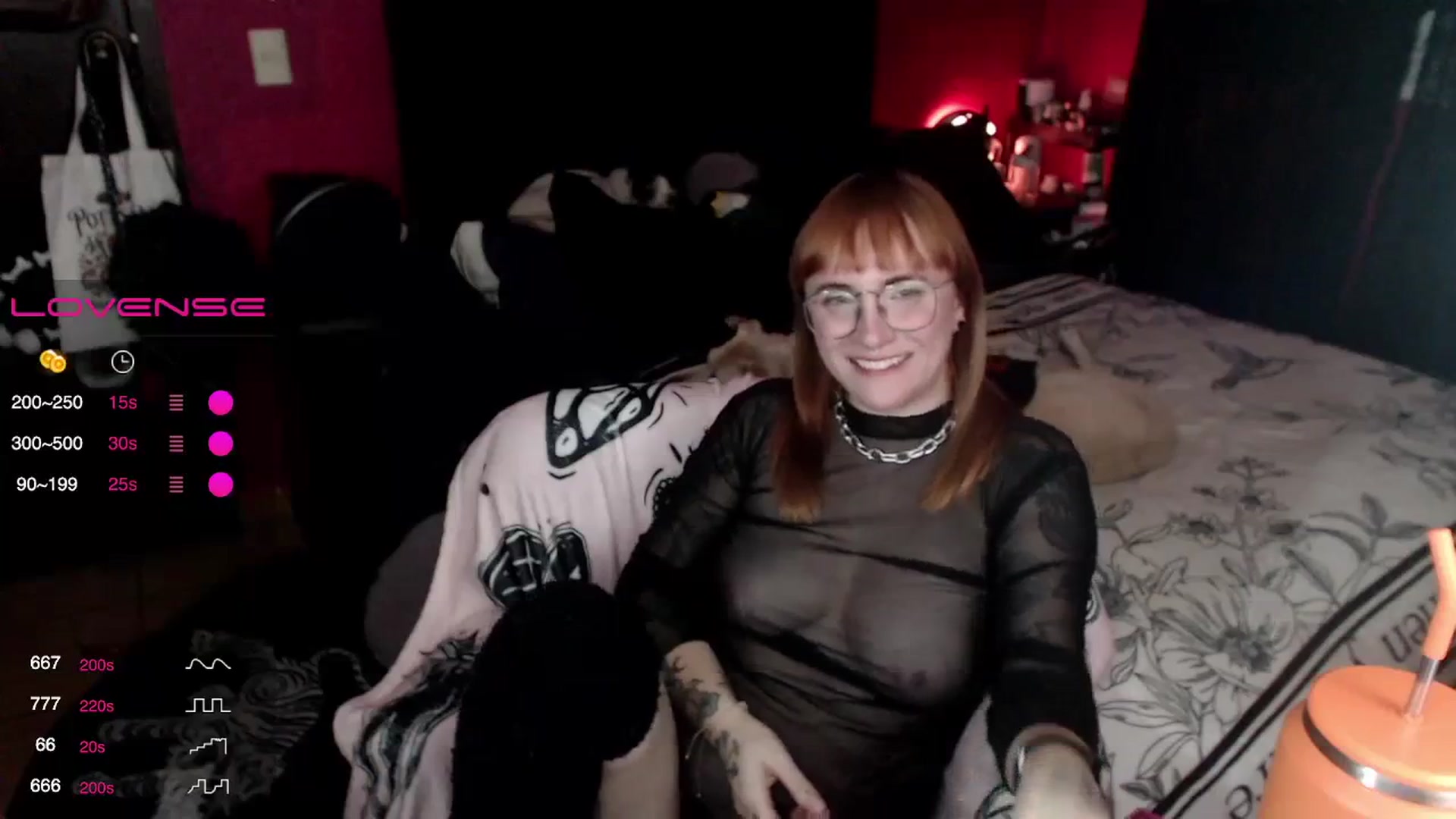 Gallery image thumbnail from AxeHallow's myfreecams stream on, 12/29/2023, 04:07 image 18 of 20