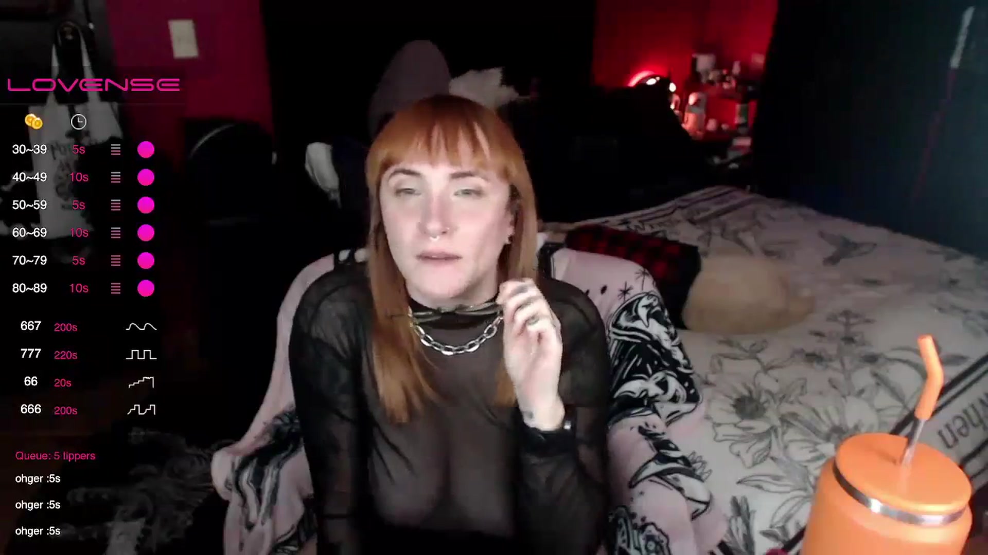 Gallery image thumbnail from AxeHallow's myfreecams stream on, 12/29/2023, 04:07 image 10 of 20