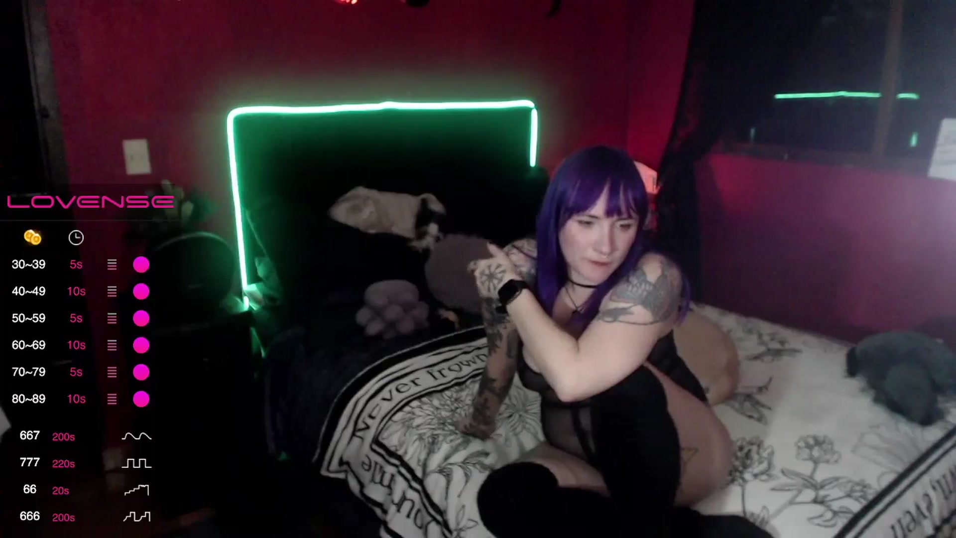 Gallery image thumbnail from AxeHallow's myfreecams stream on, 01/14/2024, 03:33 image 9 of 20