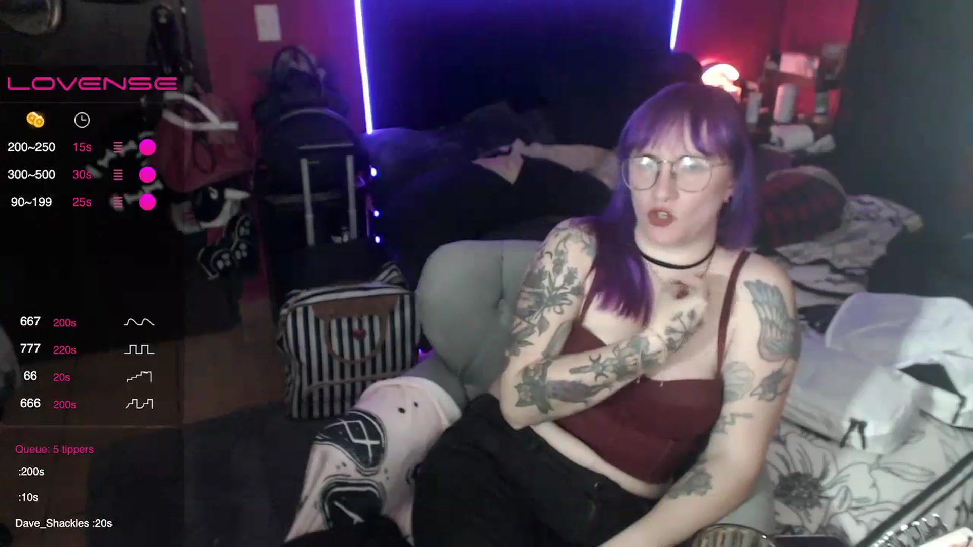 Gallery image thumbnail from AxeHallow's myfreecams stream on, 01/17/2024, 05:24 image 19 of 20