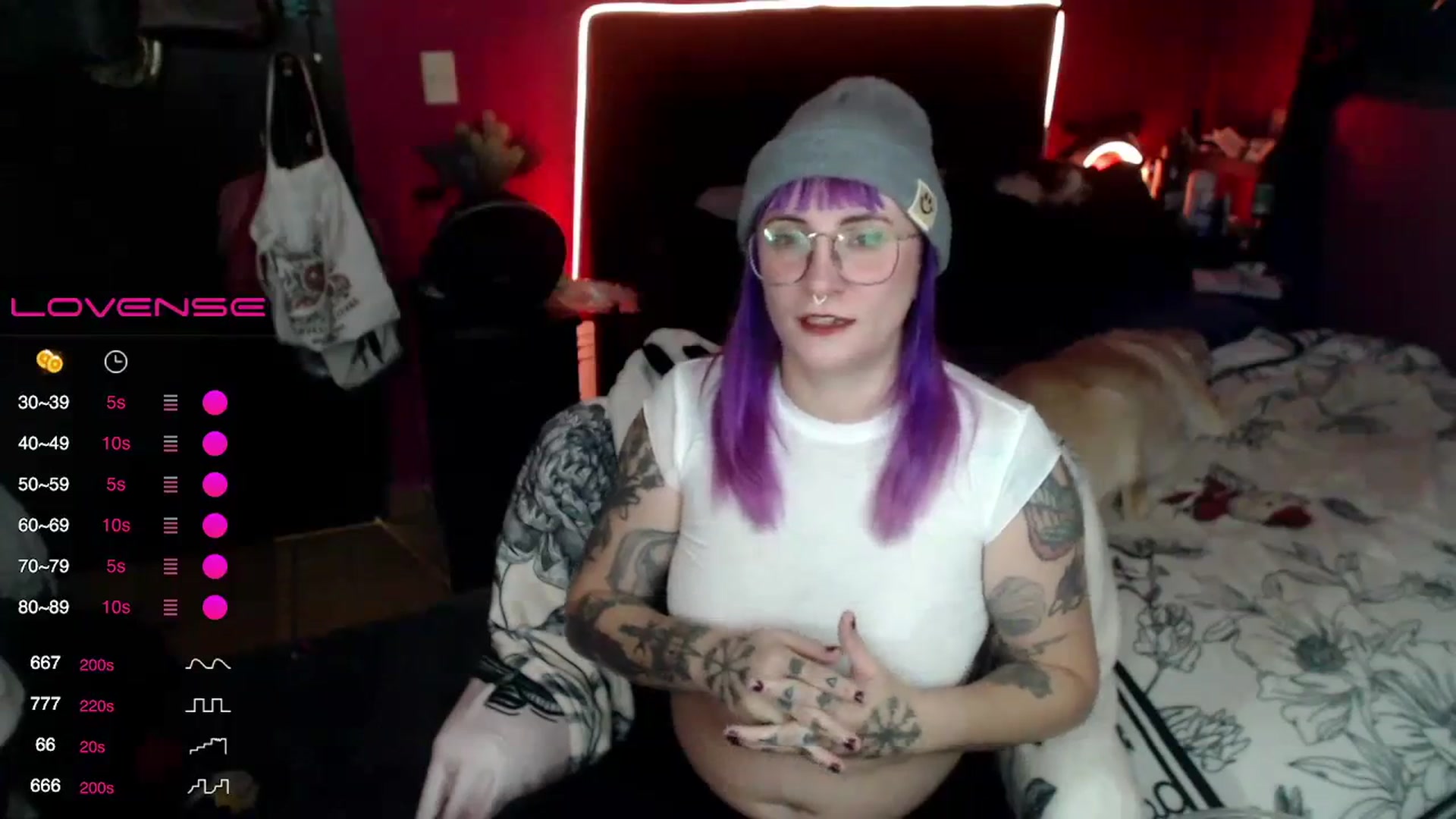 Gallery image thumbnail from AxeHallow's myfreecams stream on, 02/01/2024, 01:45 image 11 of 20