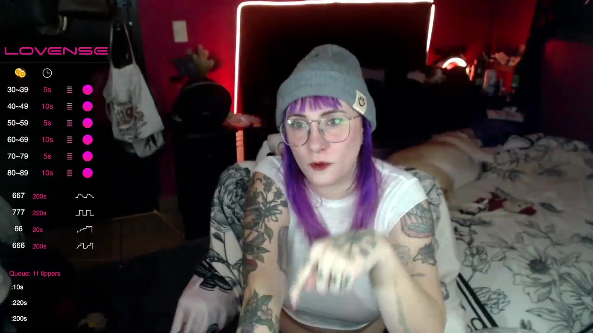 Gallery image thumbnail from AxeHallow's myfreecams stream on, 02/01/2024, 01:45 image 13 of 20