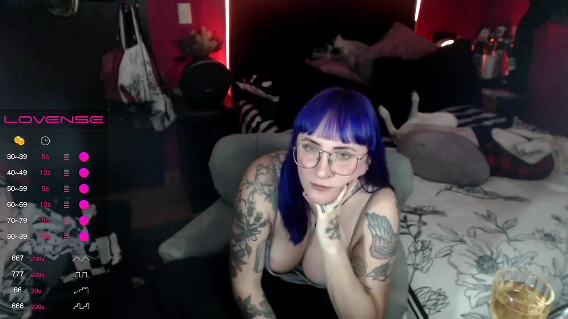 Gallery image thumbnail from AxeHallow's myfreecams stream on, 02/09/2024, 04:25 image 14 of 20