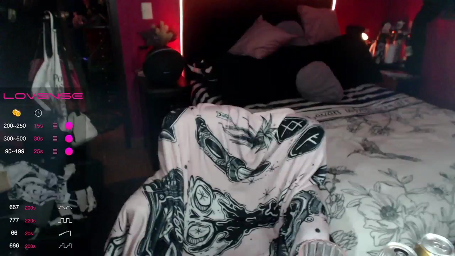 Gallery image thumbnail from AxeHallow's myfreecams stream on, 02/09/2024, 04:25 image 3 of 20