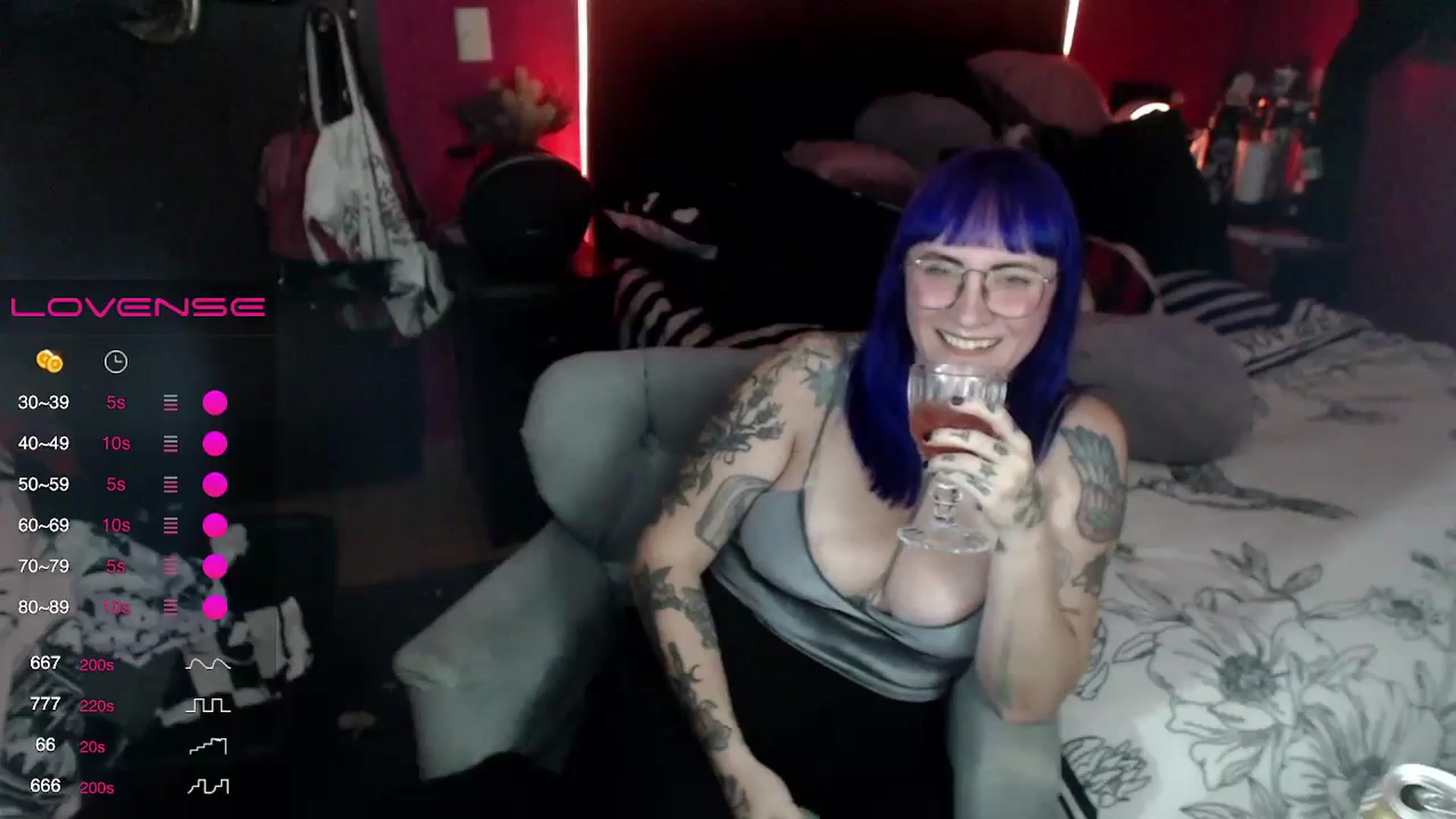 Gallery image thumbnail from AxeHallow's myfreecams stream on, 02/09/2024, 04:25 image 9 of 20