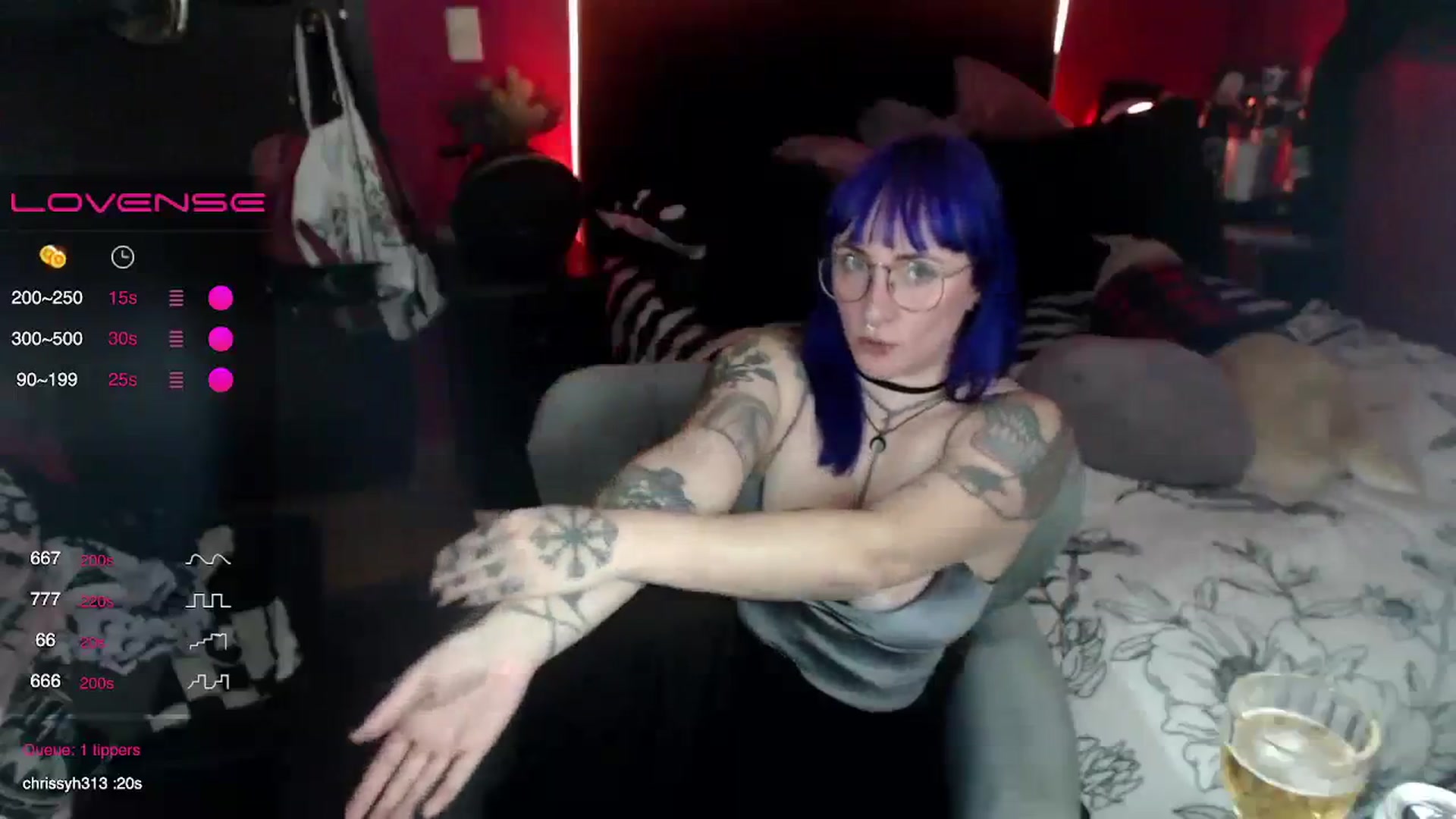 Gallery image thumbnail from AxeHallow's myfreecams stream on, 02/09/2024, 05:03 image 12 of 20