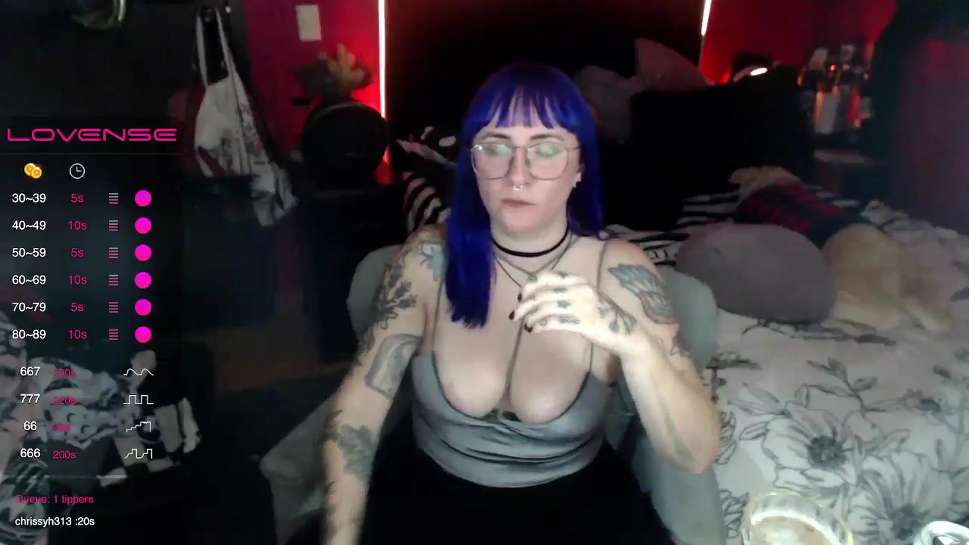 Gallery image thumbnail from AxeHallow's myfreecams stream on, 02/09/2024, 05:03 image 10 of 20
