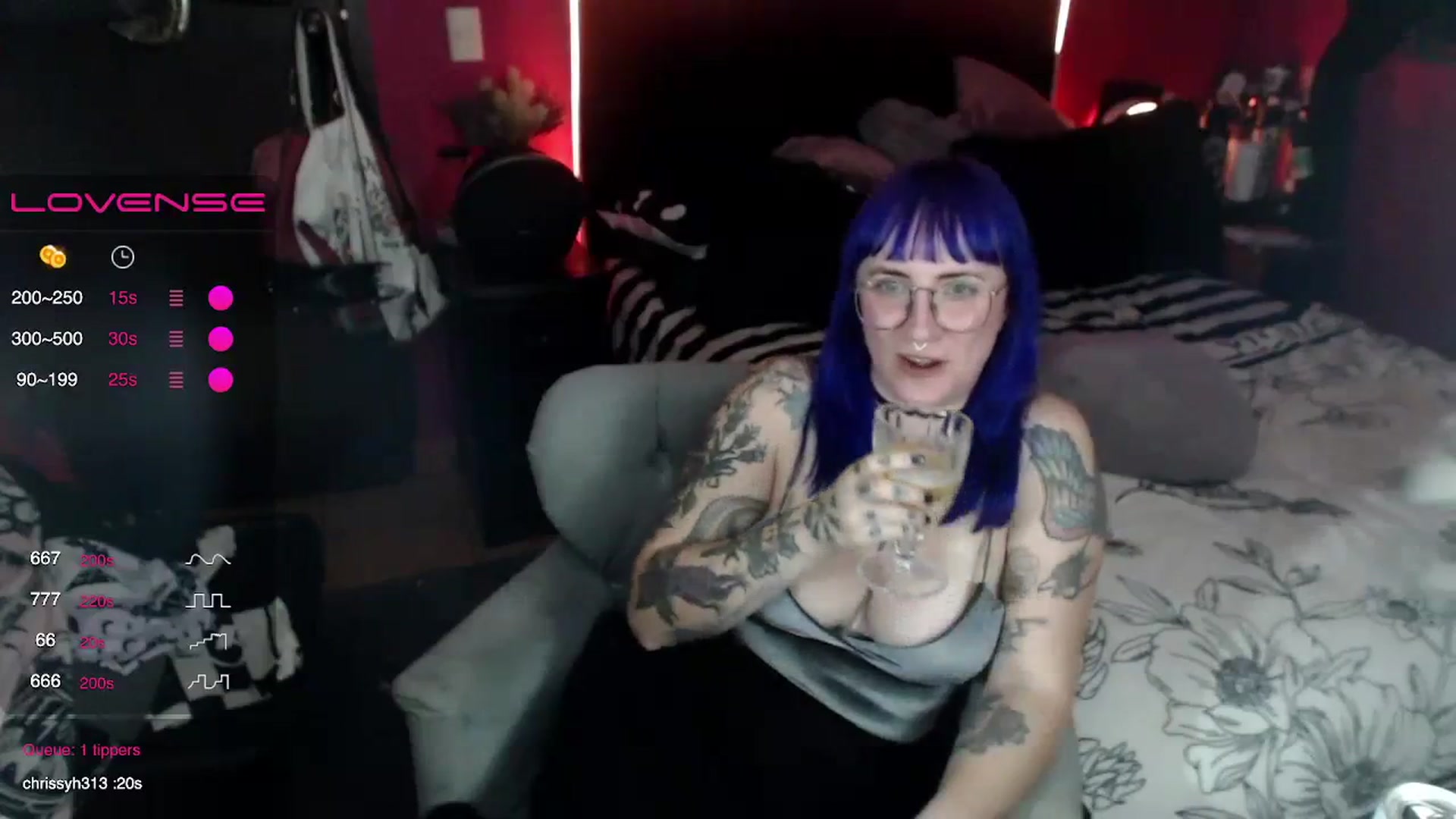Gallery image thumbnail from AxeHallow's myfreecams stream on, 02/09/2024, 05:03 image 16 of 20