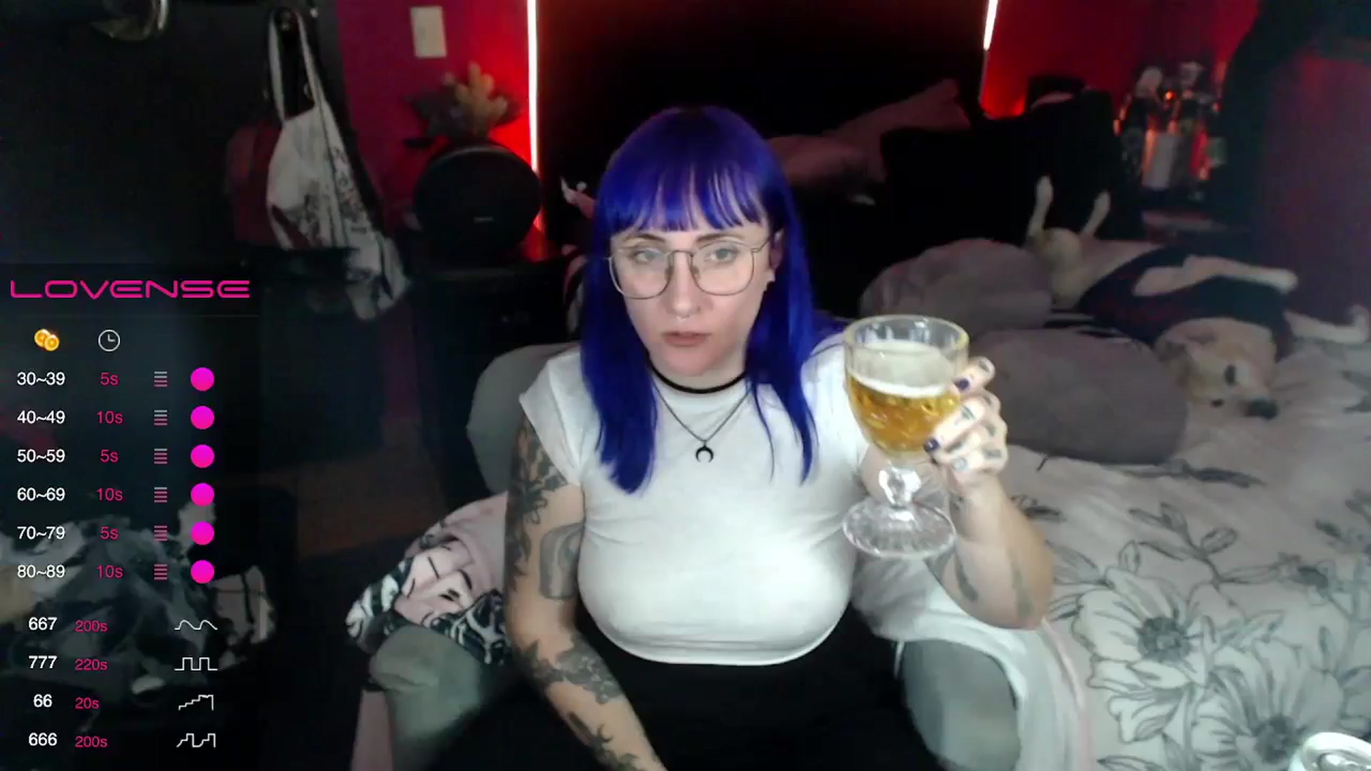 Gallery image thumbnail from AxeHallow's myfreecams stream on, 02/09/2024, 08:59 image 13 of 20