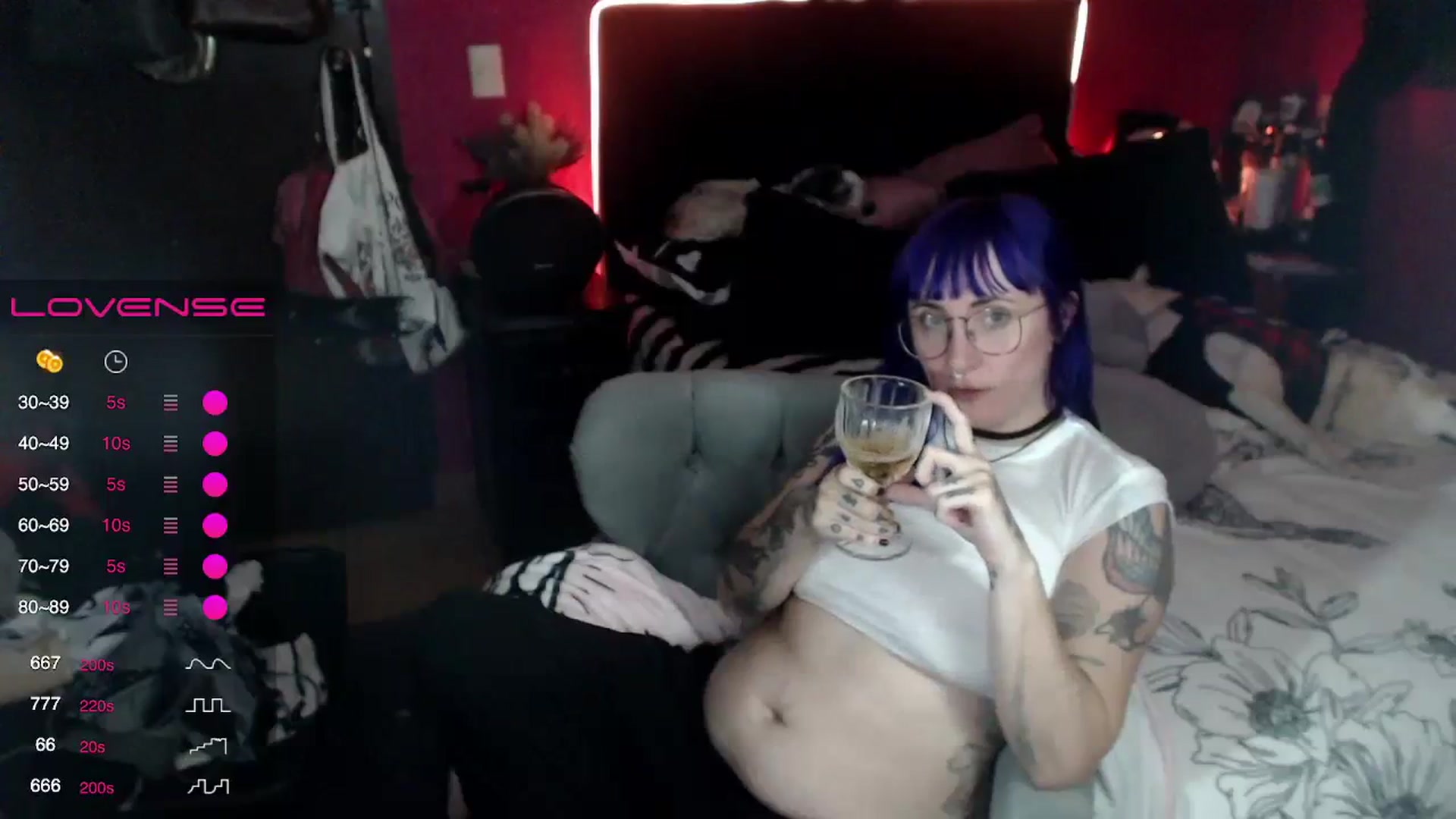 Gallery image thumbnail from AxeHallow's myfreecams stream on, 02/09/2024, 08:59 image 20 of 20