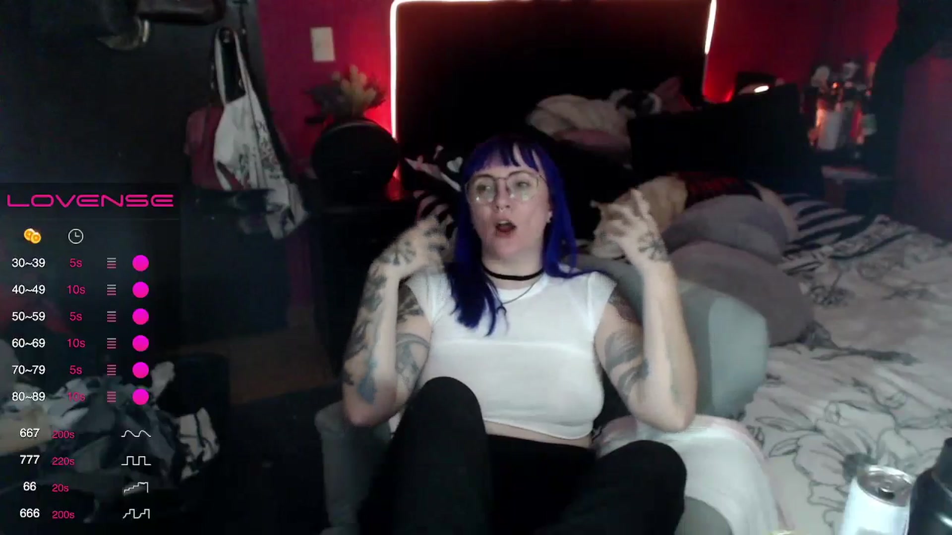 Gallery image thumbnail from AxeHallow's myfreecams stream on, 02/09/2024, 10:33 image 10 of 20