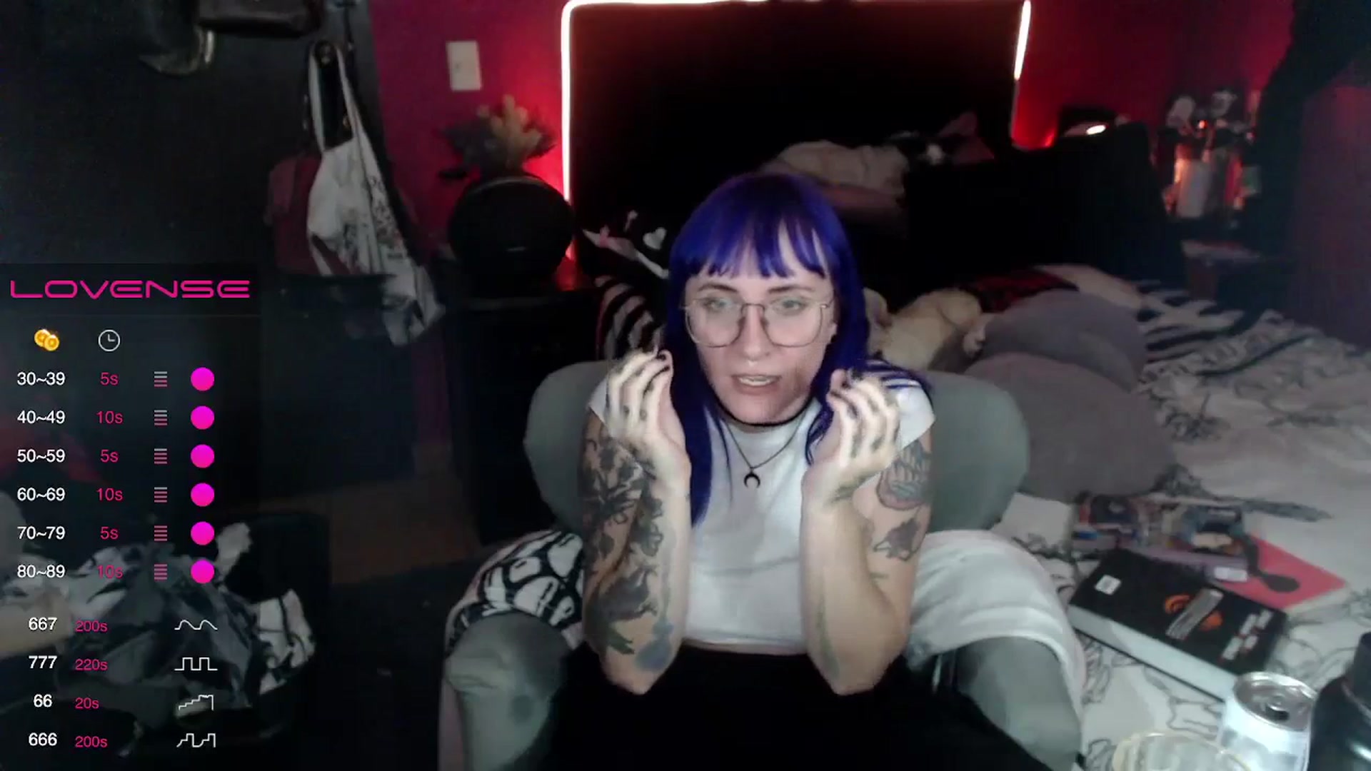 Gallery image thumbnail from AxeHallow's myfreecams stream on, 02/09/2024, 10:33 image 13 of 20