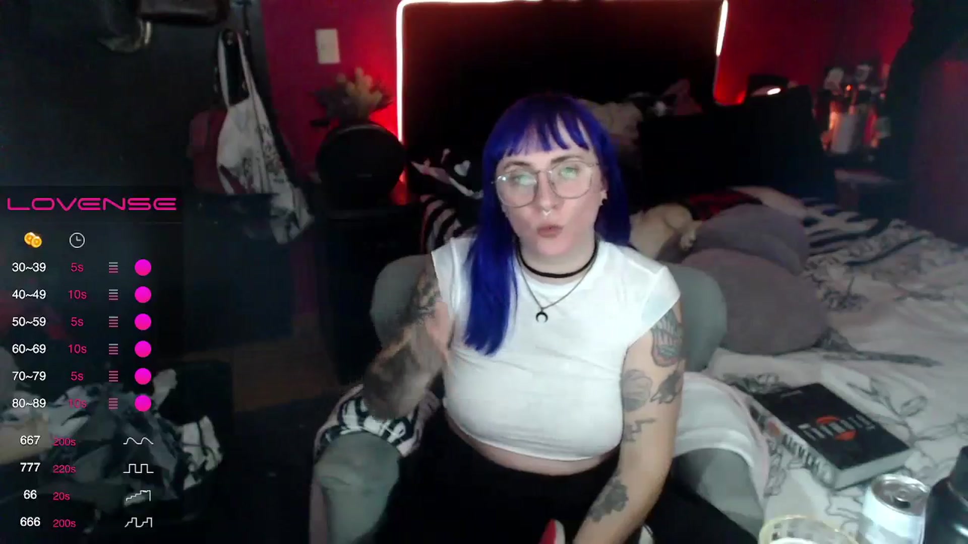 Gallery image thumbnail from AxeHallow's myfreecams stream on, 02/09/2024, 10:33 image 12 of 20
