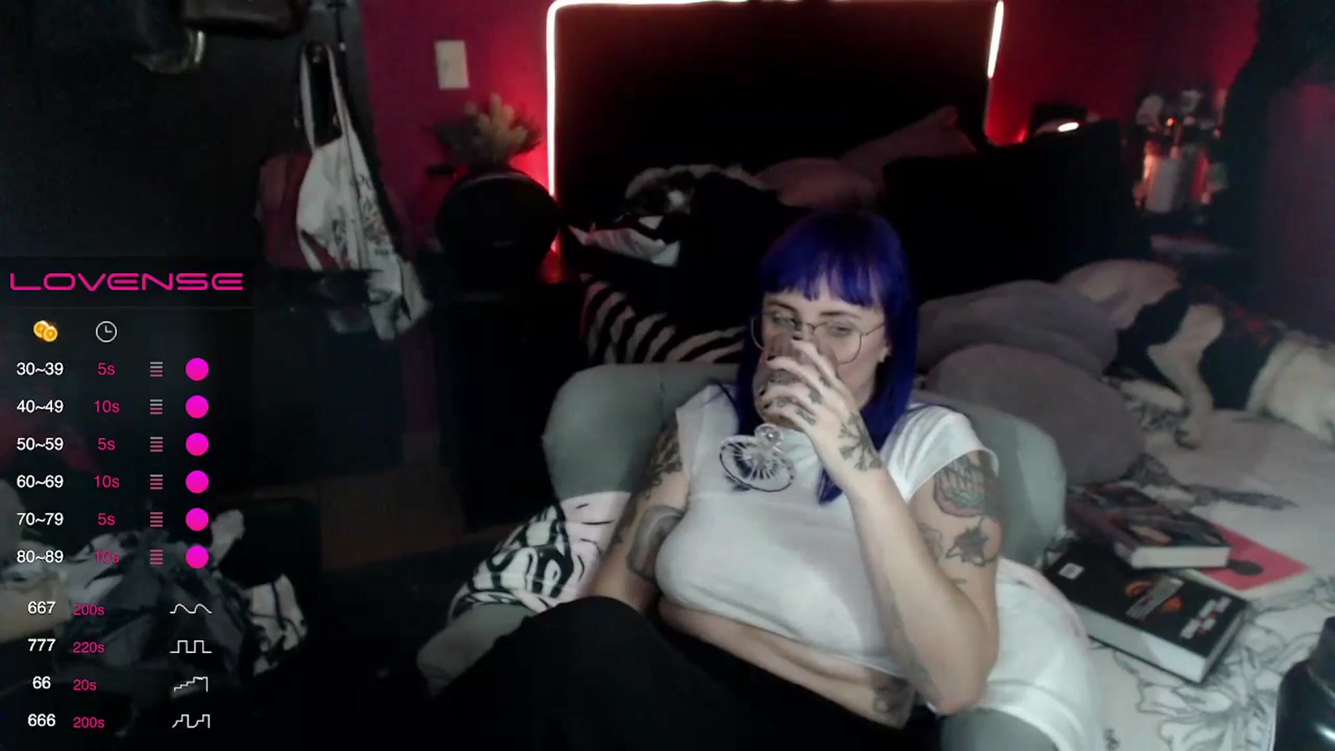 Gallery image thumbnail from AxeHallow's myfreecams stream on, 02/09/2024, 10:33 image 20 of 20