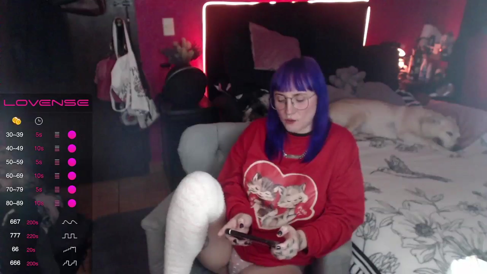 Gallery image thumbnail from AxeHallow's myfreecams stream on, 02/13/2024, 01:55 image 6 of 20