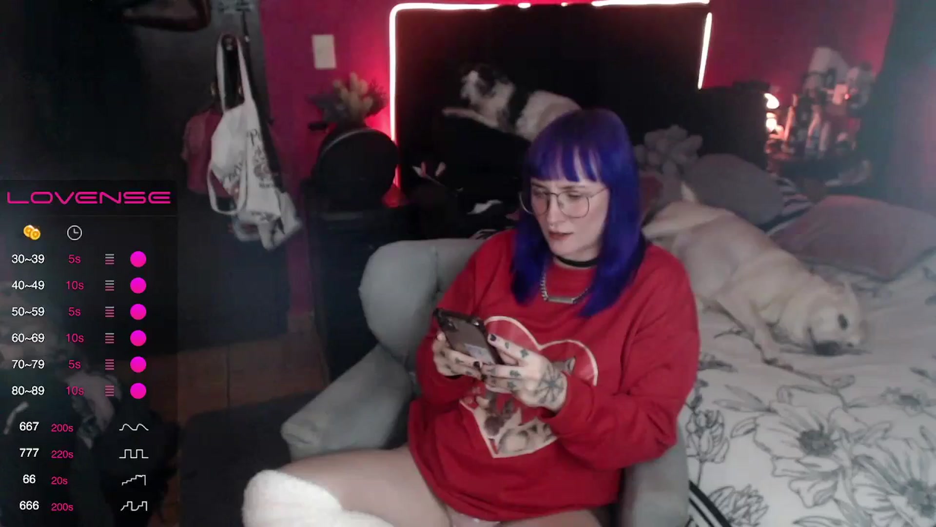Gallery image thumbnail from AxeHallow's myfreecams stream on, 02/13/2024, 01:55 image 12 of 20