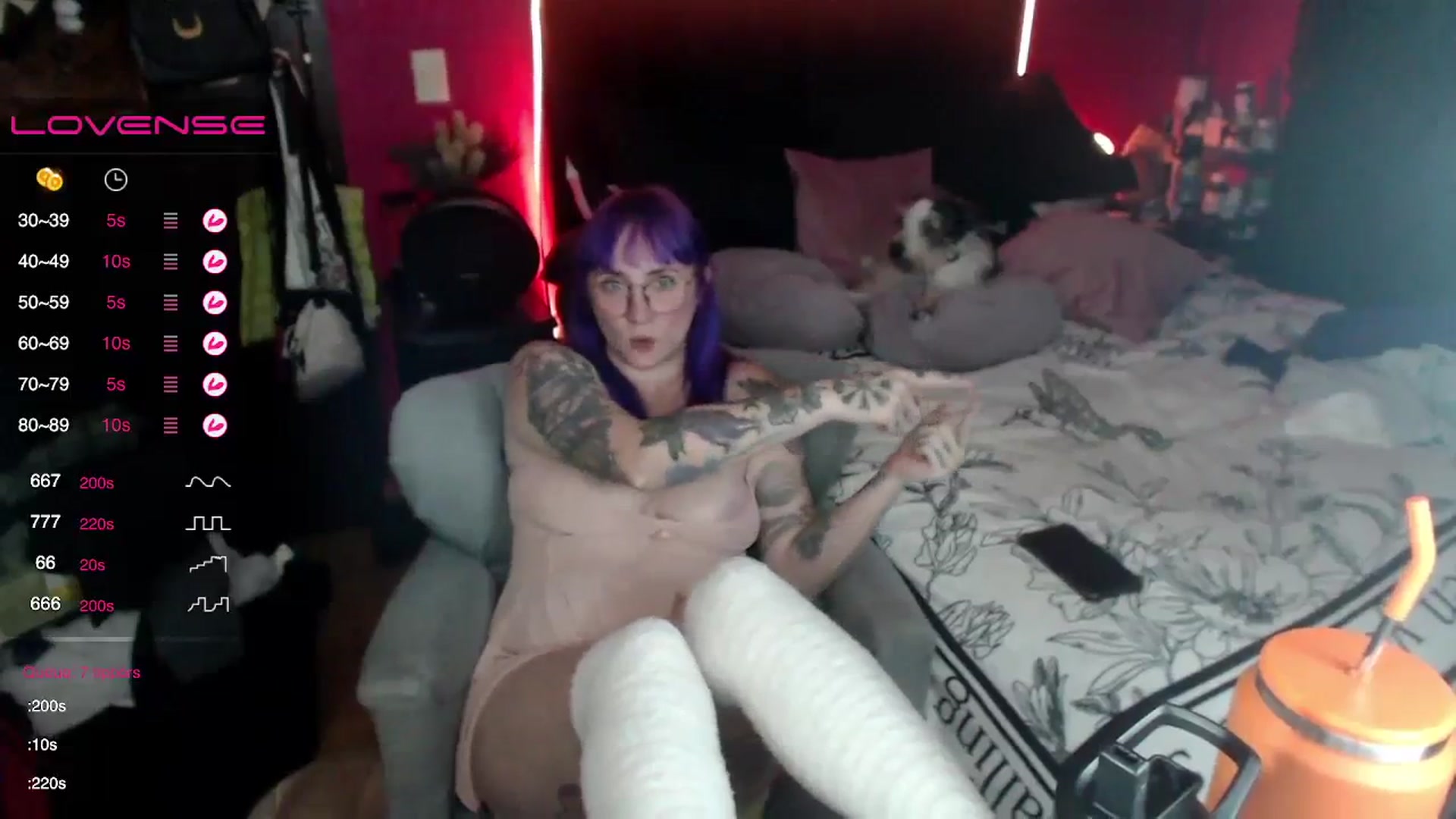 Gallery image thumbnail from AxeHallow's myfreecams stream on, 02/25/2024, 02:22 image 15 of 20
