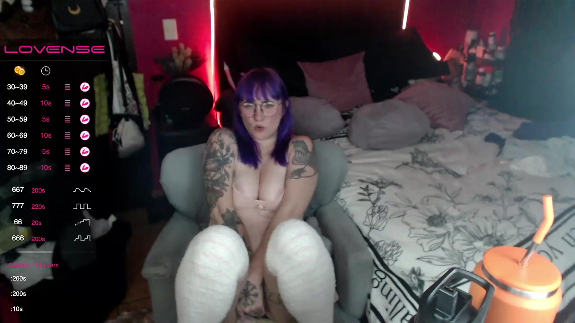 Gallery image thumbnail from AxeHallow's myfreecams stream on, 02/25/2024, 02:22 image 11 of 20