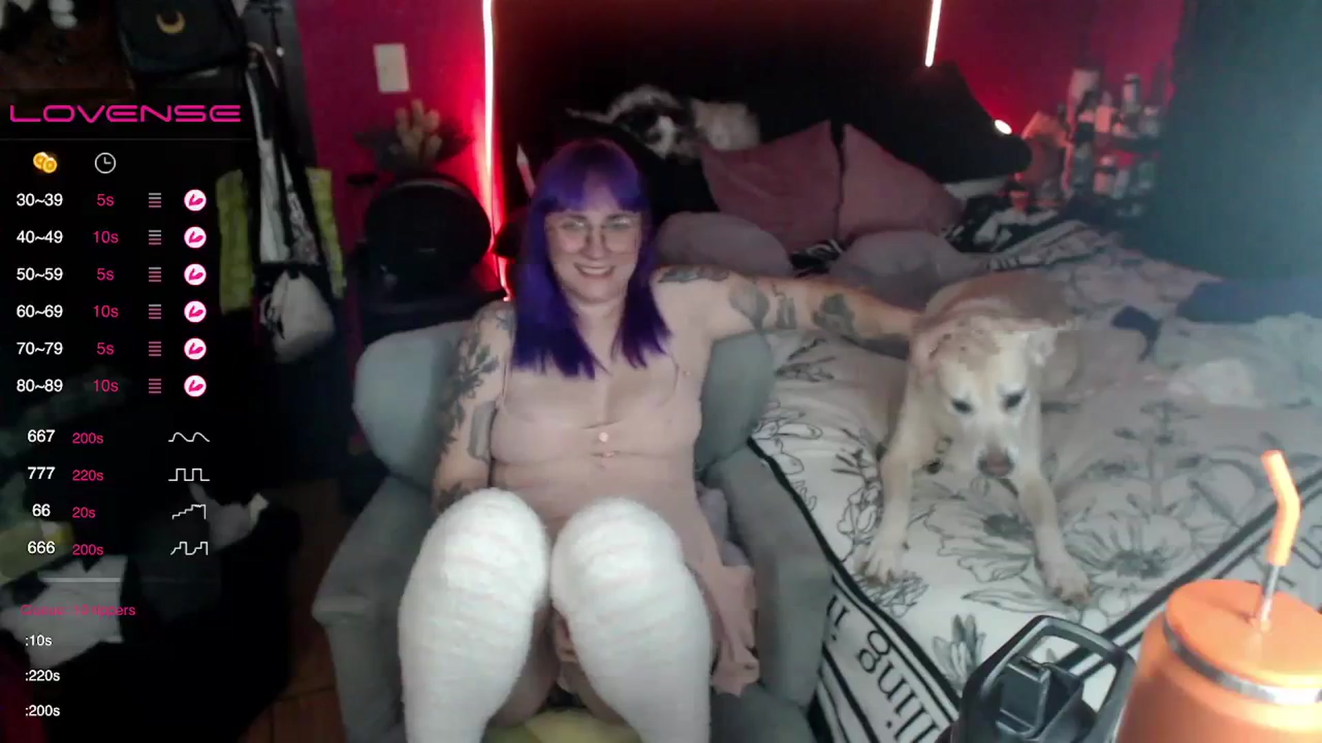 Gallery image thumbnail from AxeHallow's myfreecams stream on, 02/25/2024, 02:22 image 8 of 20