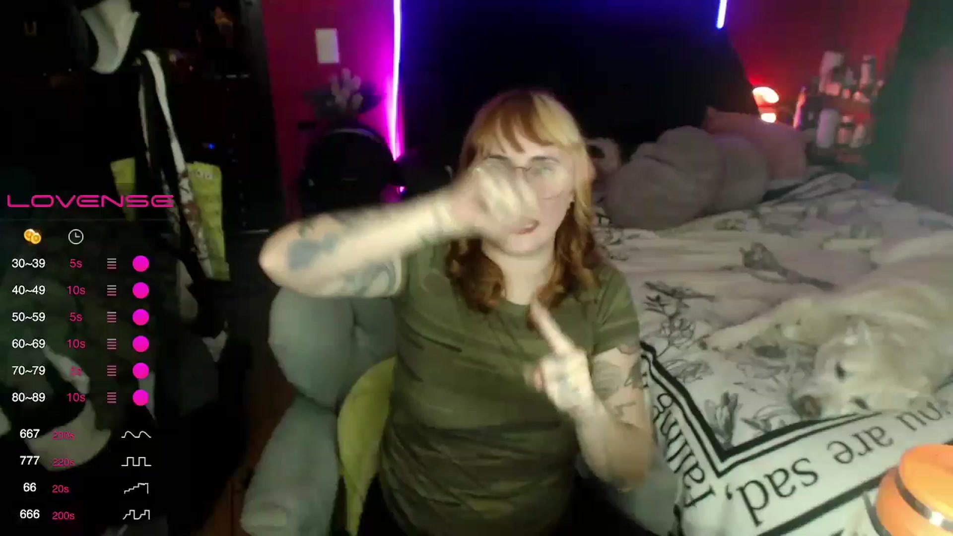 Gallery image thumbnail from AxeHallow's myfreecams stream on, 02/29/2024, 02:33 image 16 of 20