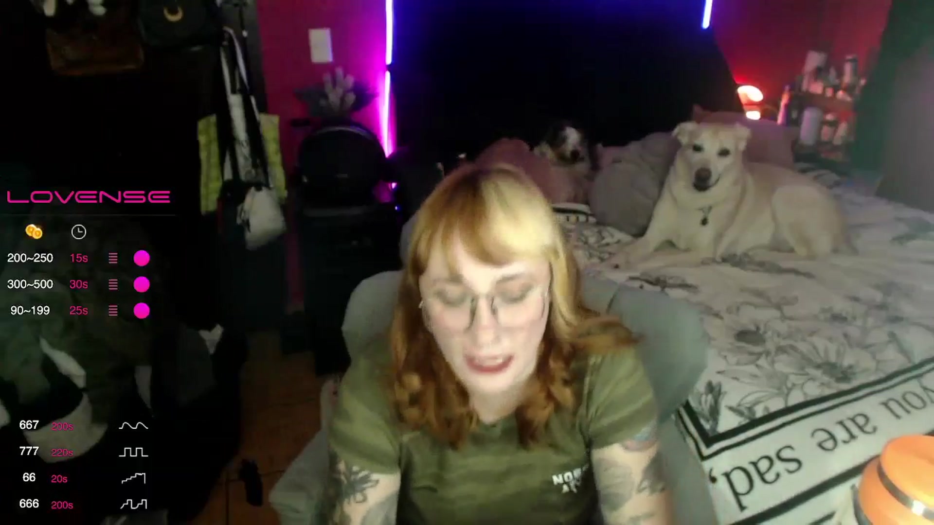 Gallery image thumbnail from AxeHallow's myfreecams stream on, 02/29/2024, 02:33 image 20 of 20