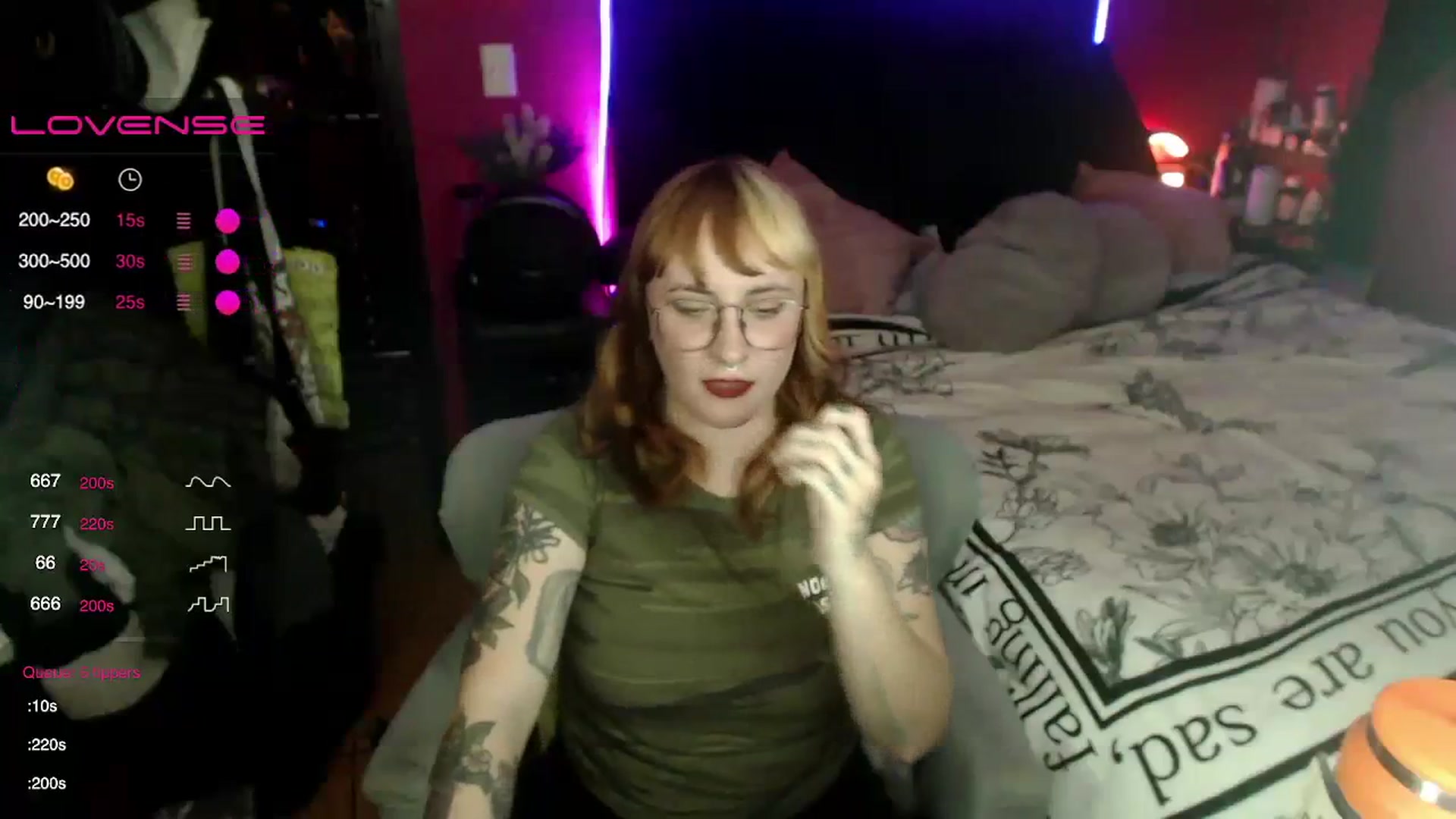 Gallery image thumbnail from AxeHallow's myfreecams stream on, 02/29/2024, 02:33 image 13 of 20