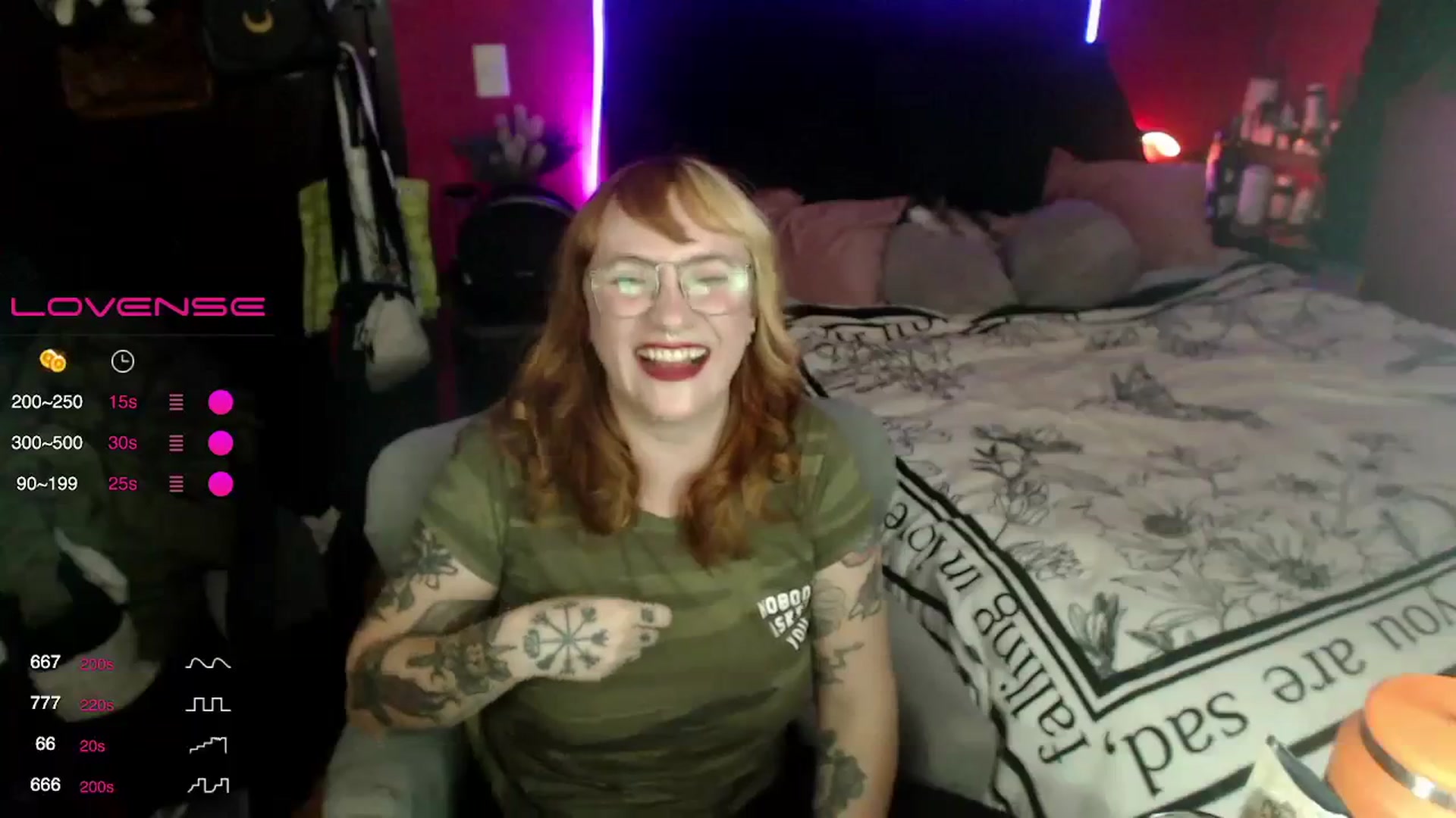 Gallery image thumbnail from AxeHallow's myfreecams stream on, 02/29/2024, 02:33 image 6 of 20