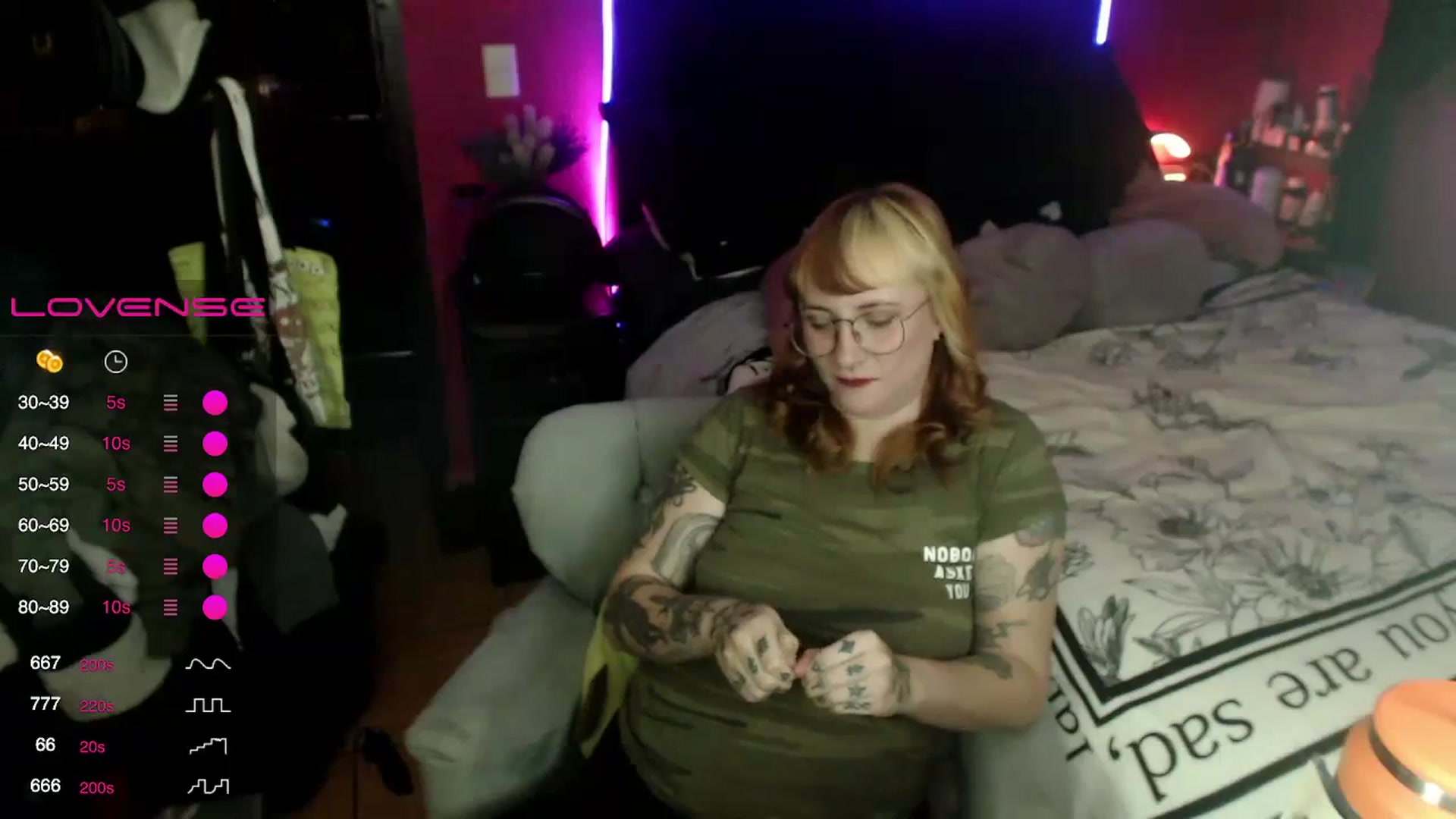 Gallery image thumbnail from AxeHallow's myfreecams stream on, 02/29/2024, 05:28 image 10 of 20