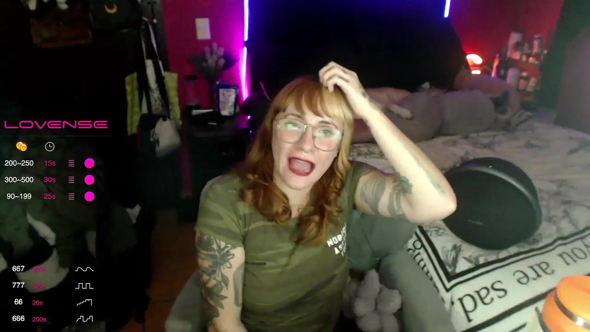 Gallery image thumbnail from AxeHallow's myfreecams stream on, 02/29/2024, 05:28 image 18 of 20