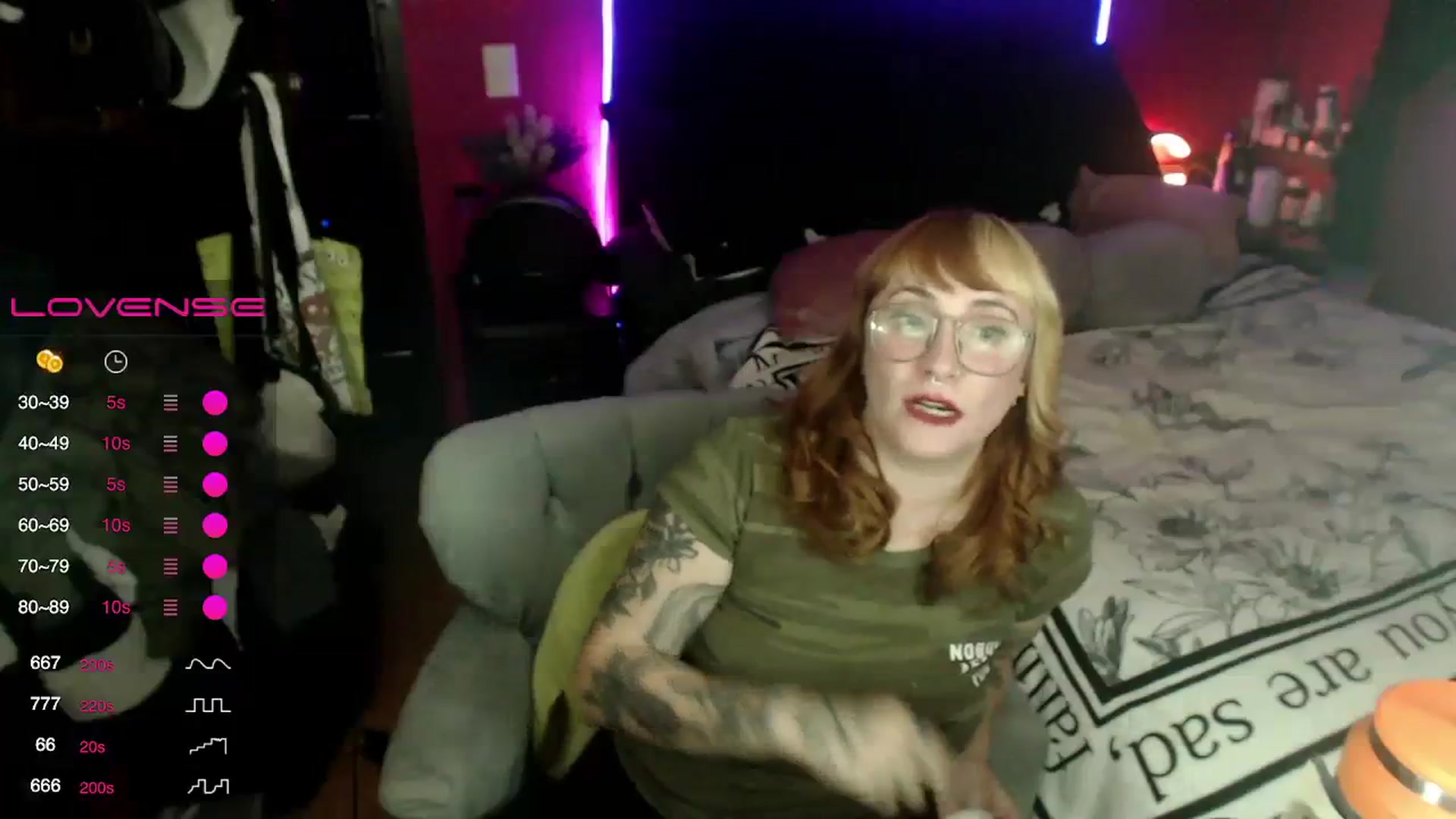 Gallery image thumbnail from AxeHallow's myfreecams stream on, 02/29/2024, 05:28 image 6 of 20
