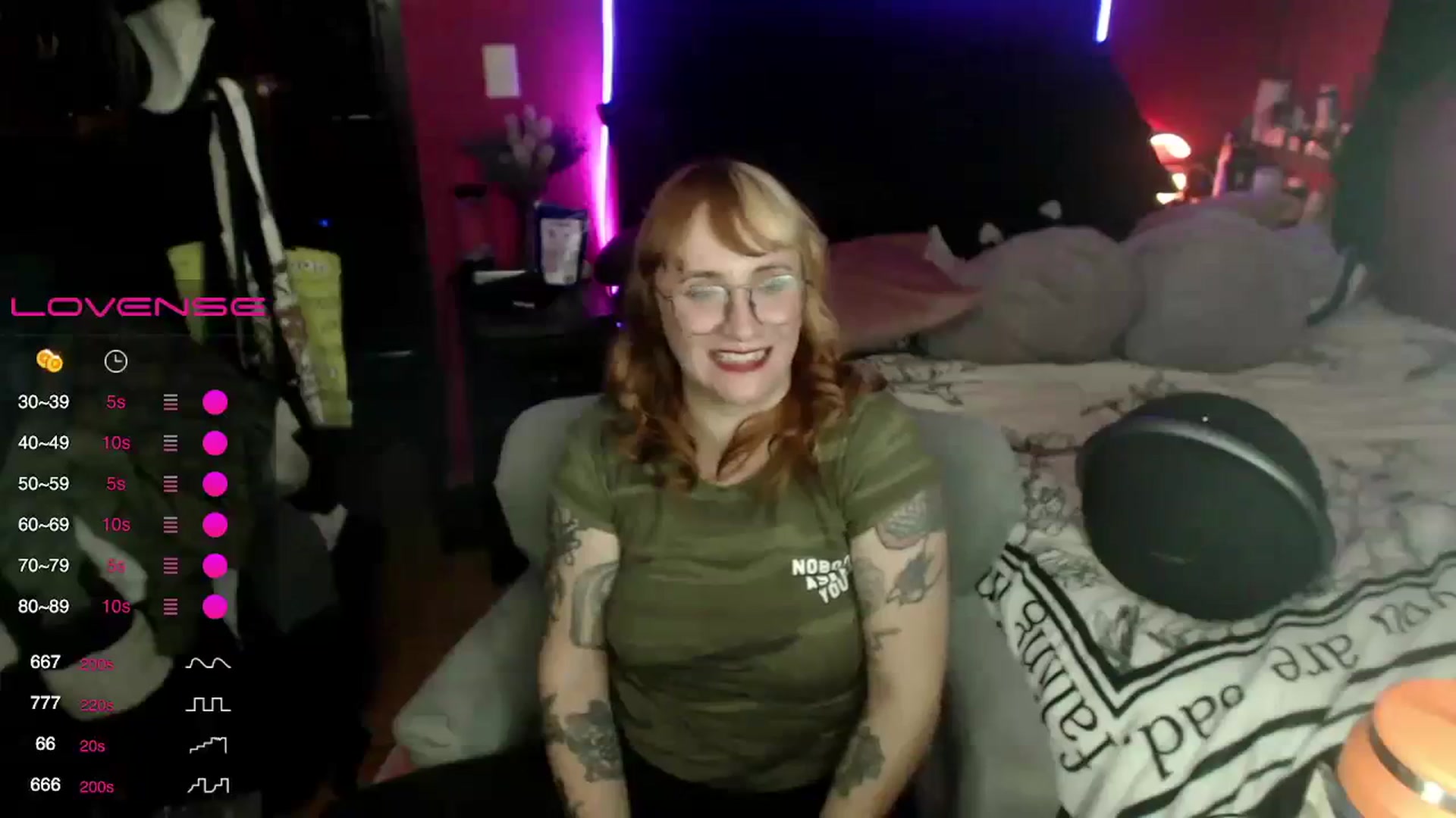 Gallery image thumbnail from AxeHallow's myfreecams stream on, 02/29/2024, 07:31 image 10 of 20