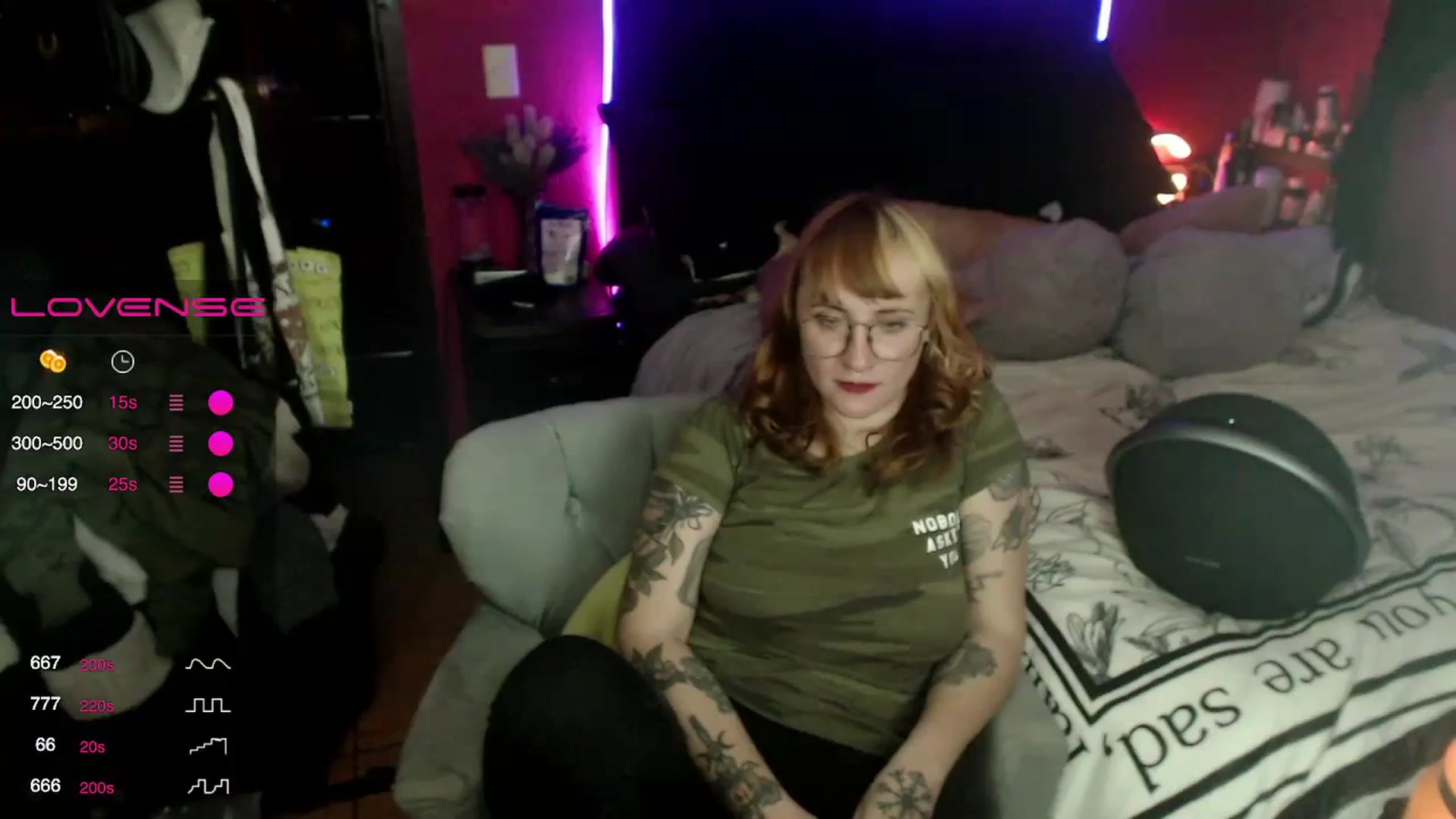 Gallery image thumbnail from AxeHallow's myfreecams stream on, 02/29/2024, 07:31 image 18 of 20