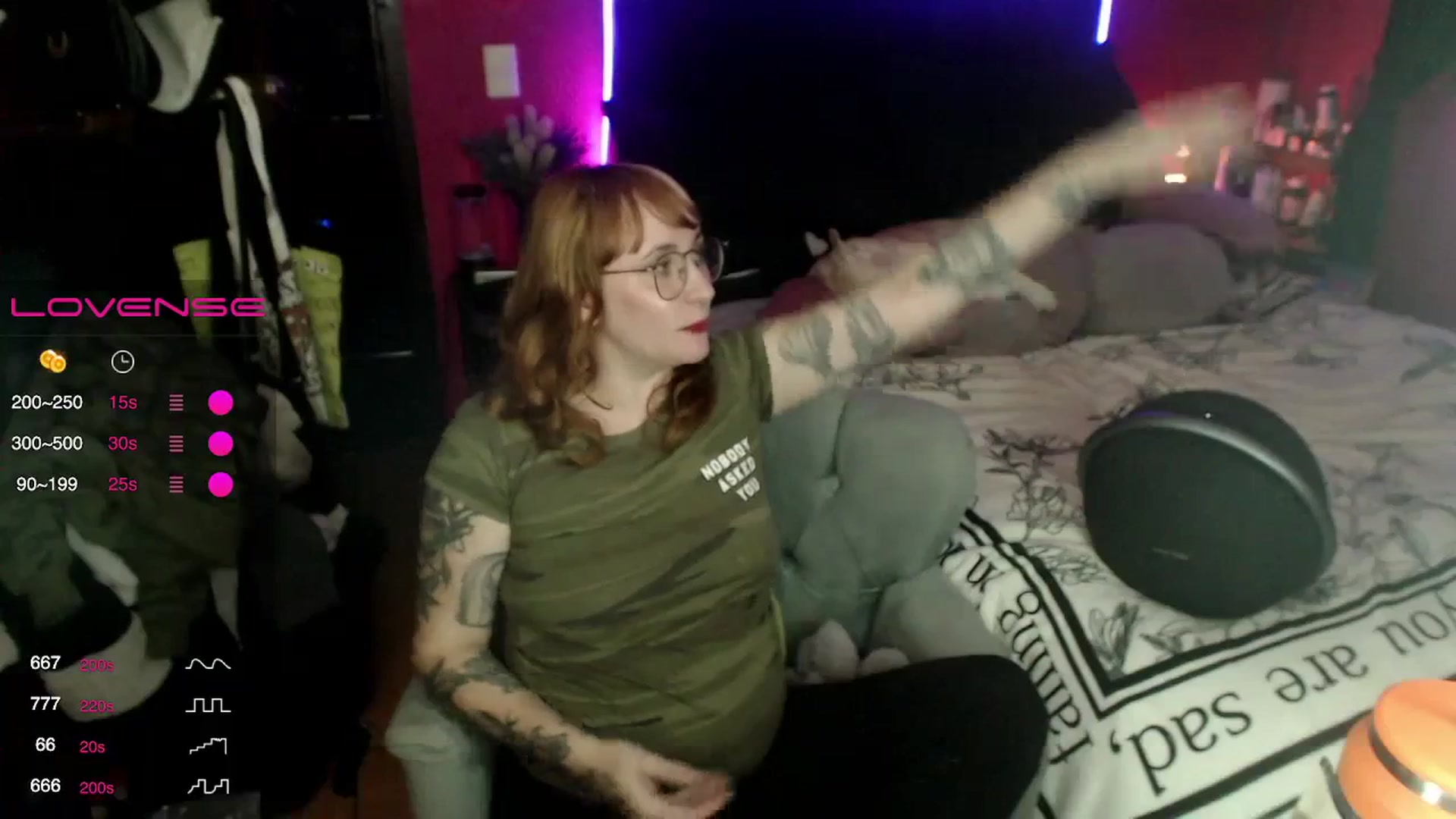 Gallery image thumbnail from AxeHallow's myfreecams stream on, 02/29/2024, 07:31 image 3 of 20
