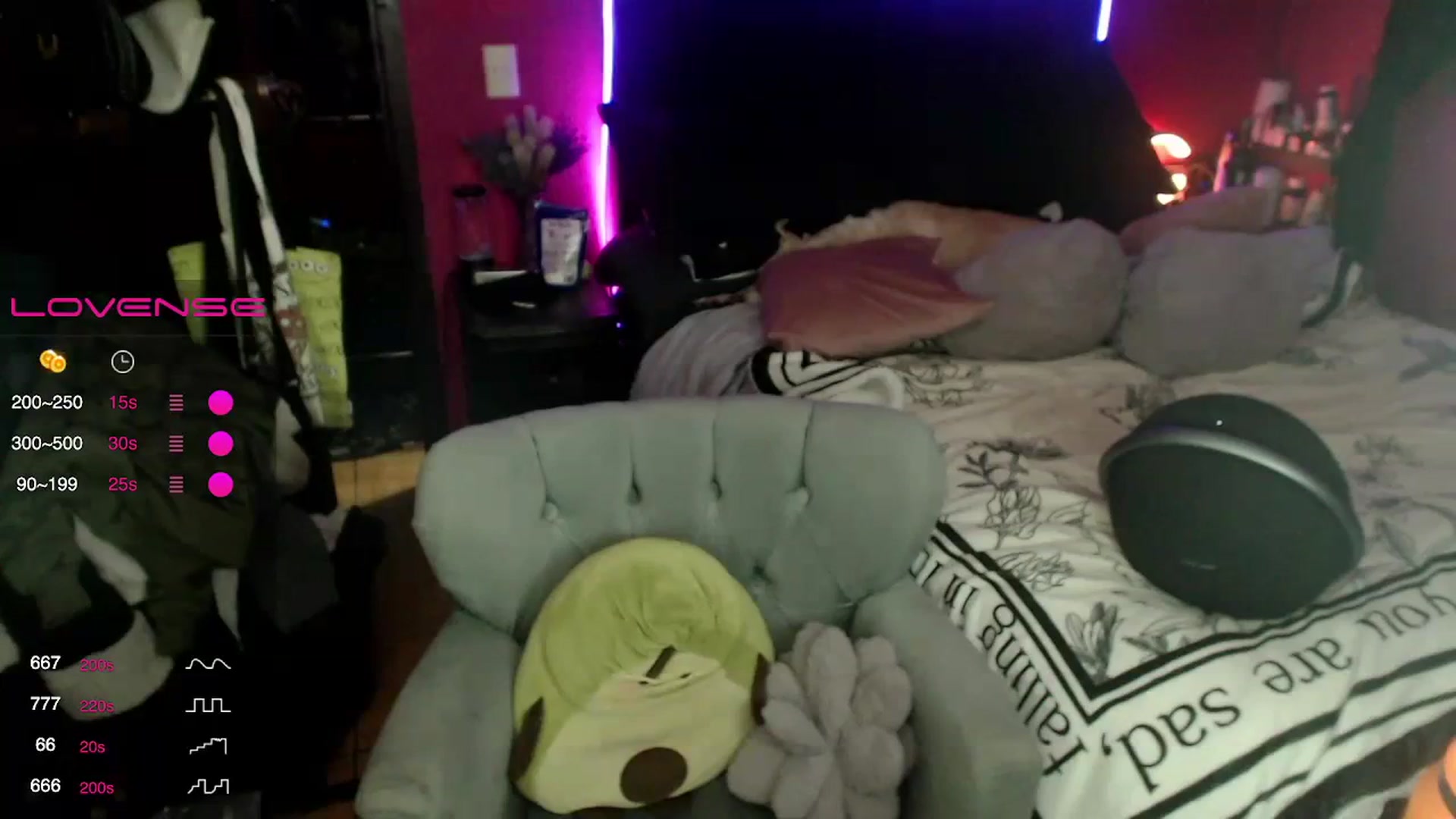 Gallery image thumbnail from AxeHallow's myfreecams stream on, 02/29/2024, 07:31 image 17 of 20