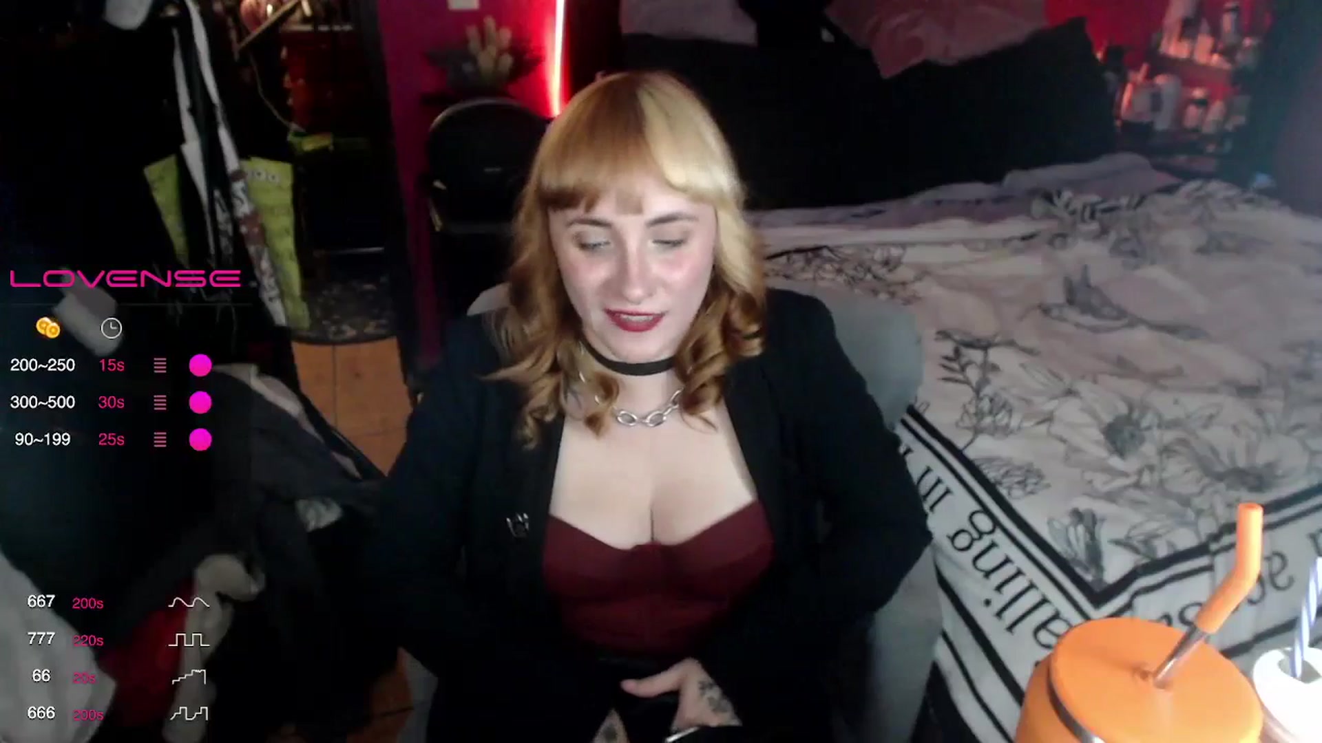 Gallery image thumbnail from AxeHallow's myfreecams stream on, 03/04/2024, 24:41 image 19 of 20