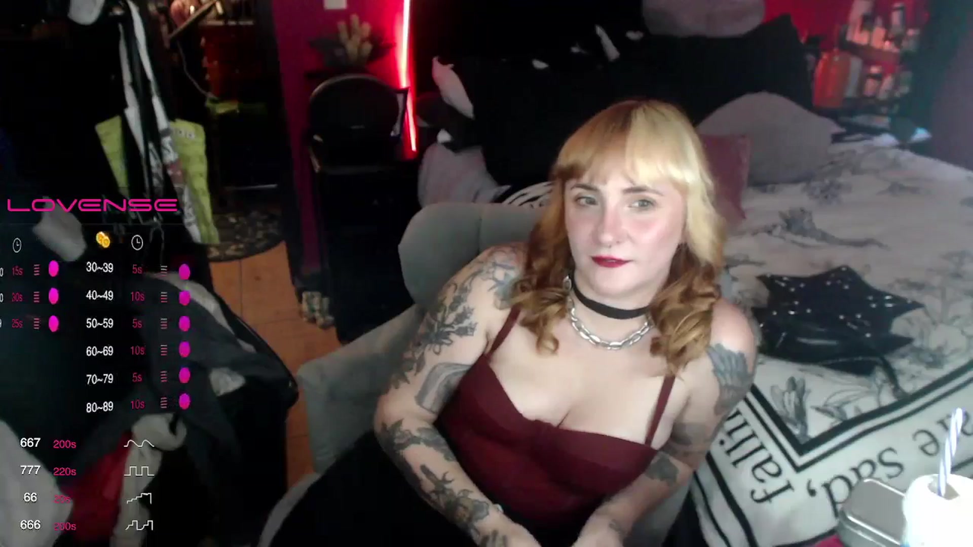 Gallery image thumbnail from AxeHallow's myfreecams stream on, 03/04/2024, 24:41 image 5 of 20